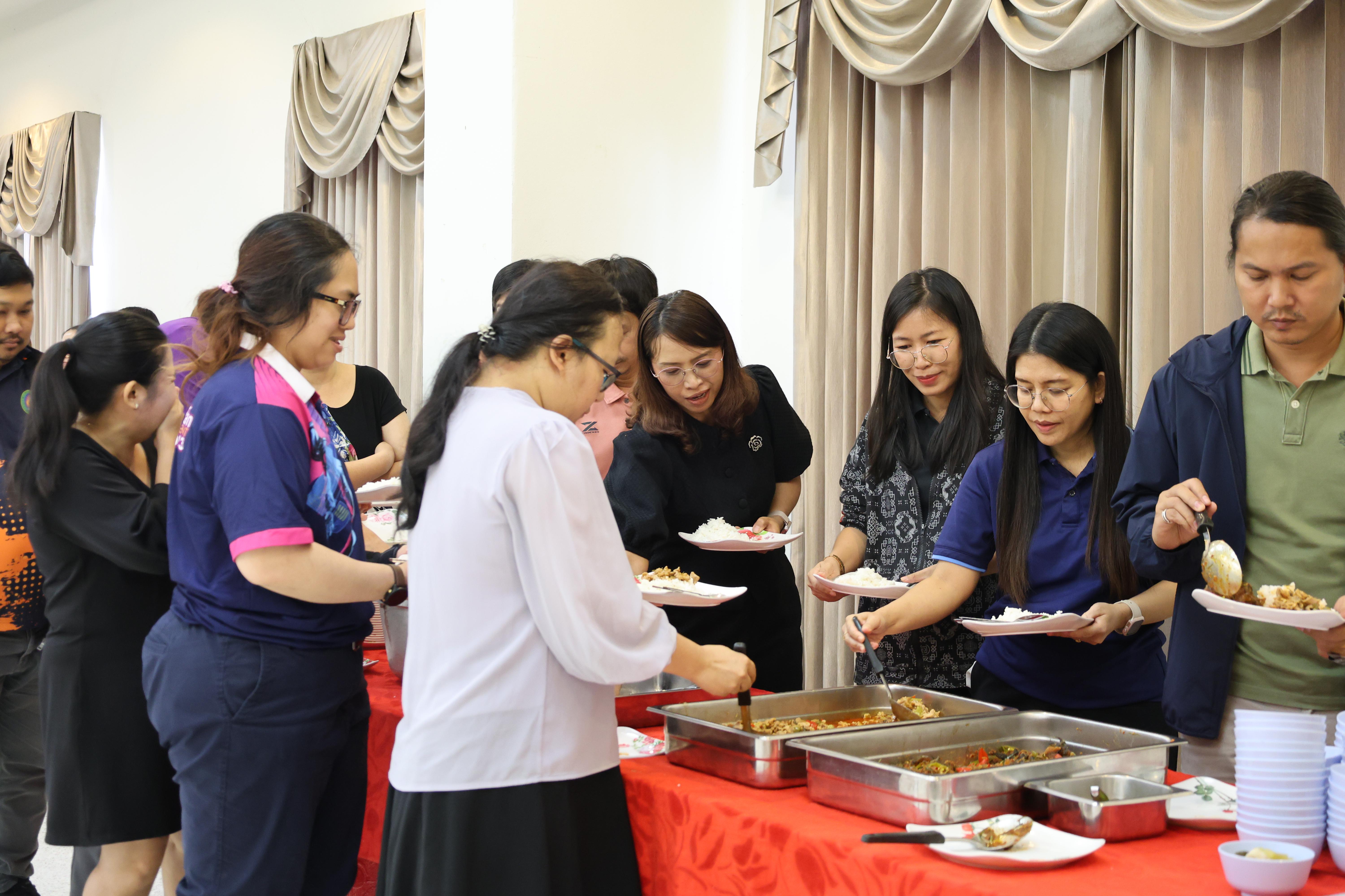 240. คณะครุศาสตร์ มหาวิทยาลัยราชภัฏกำแพงเพชร ได้จัดโครงการพัฒนาสมรรถนะครูของครู มหาวิทยาลัยราชภัฏ 38 แห่ง