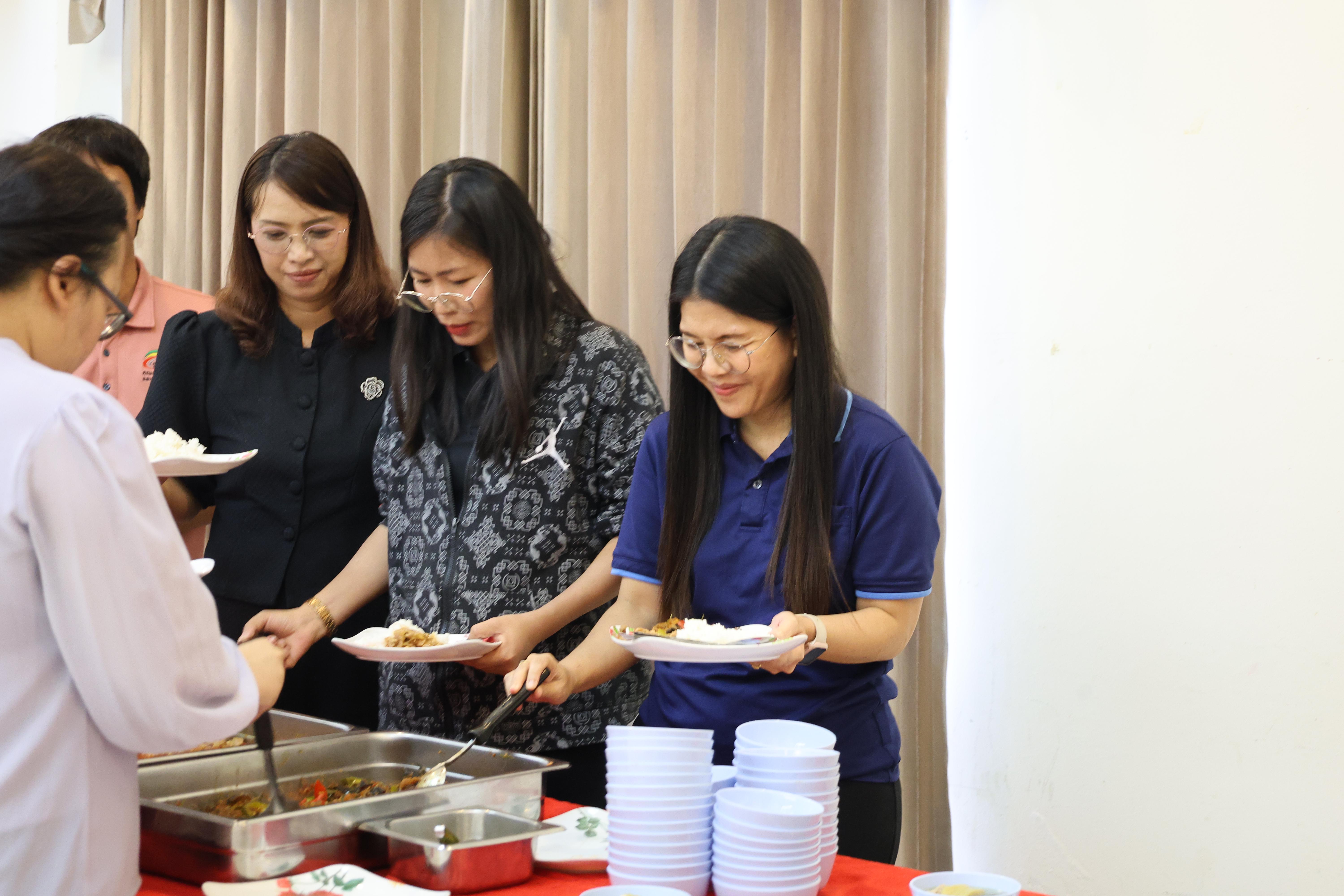 241. คณะครุศาสตร์ มหาวิทยาลัยราชภัฏกำแพงเพชร ได้จัดโครงการพัฒนาสมรรถนะครูของครู มหาวิทยาลัยราชภัฏ 38 แห่ง