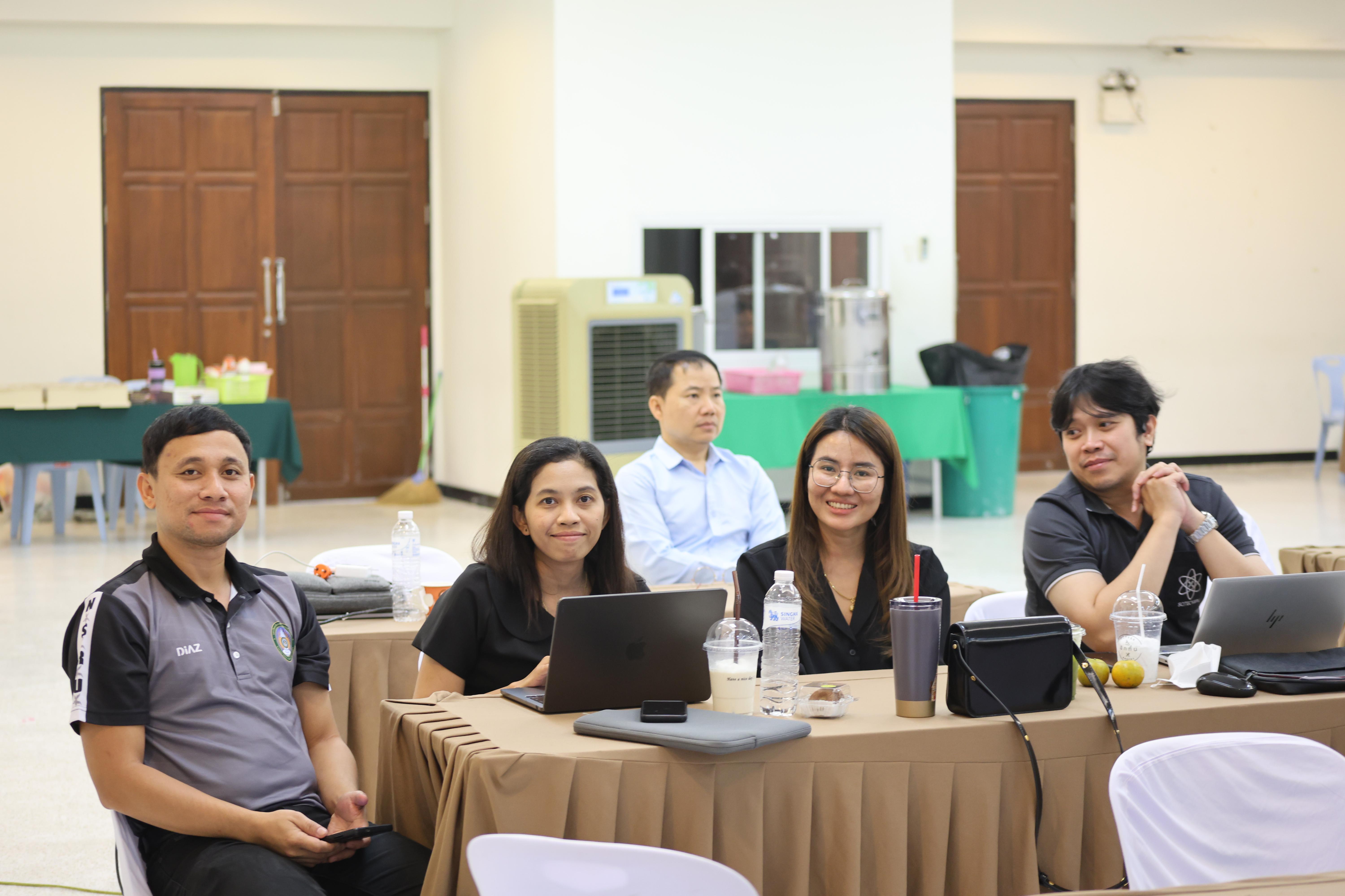 260. คณะครุศาสตร์ มหาวิทยาลัยราชภัฏกำแพงเพชร ได้จัดโครงการพัฒนาสมรรถนะครูของครู มหาวิทยาลัยราชภัฏ 38 แห่ง