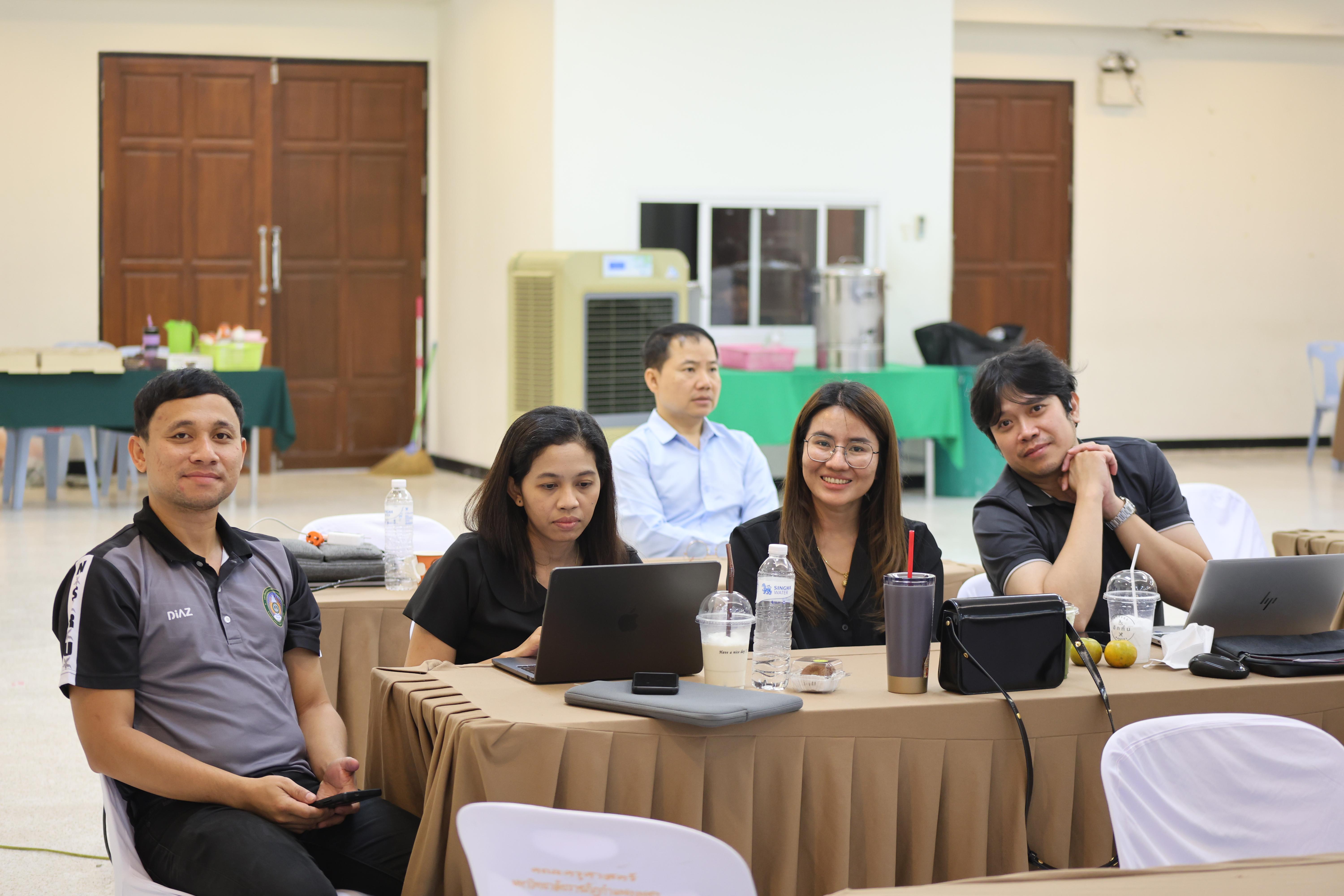 261. คณะครุศาสตร์ มหาวิทยาลัยราชภัฏกำแพงเพชร ได้จัดโครงการพัฒนาสมรรถนะครูของครู มหาวิทยาลัยราชภัฏ 38 แห่ง