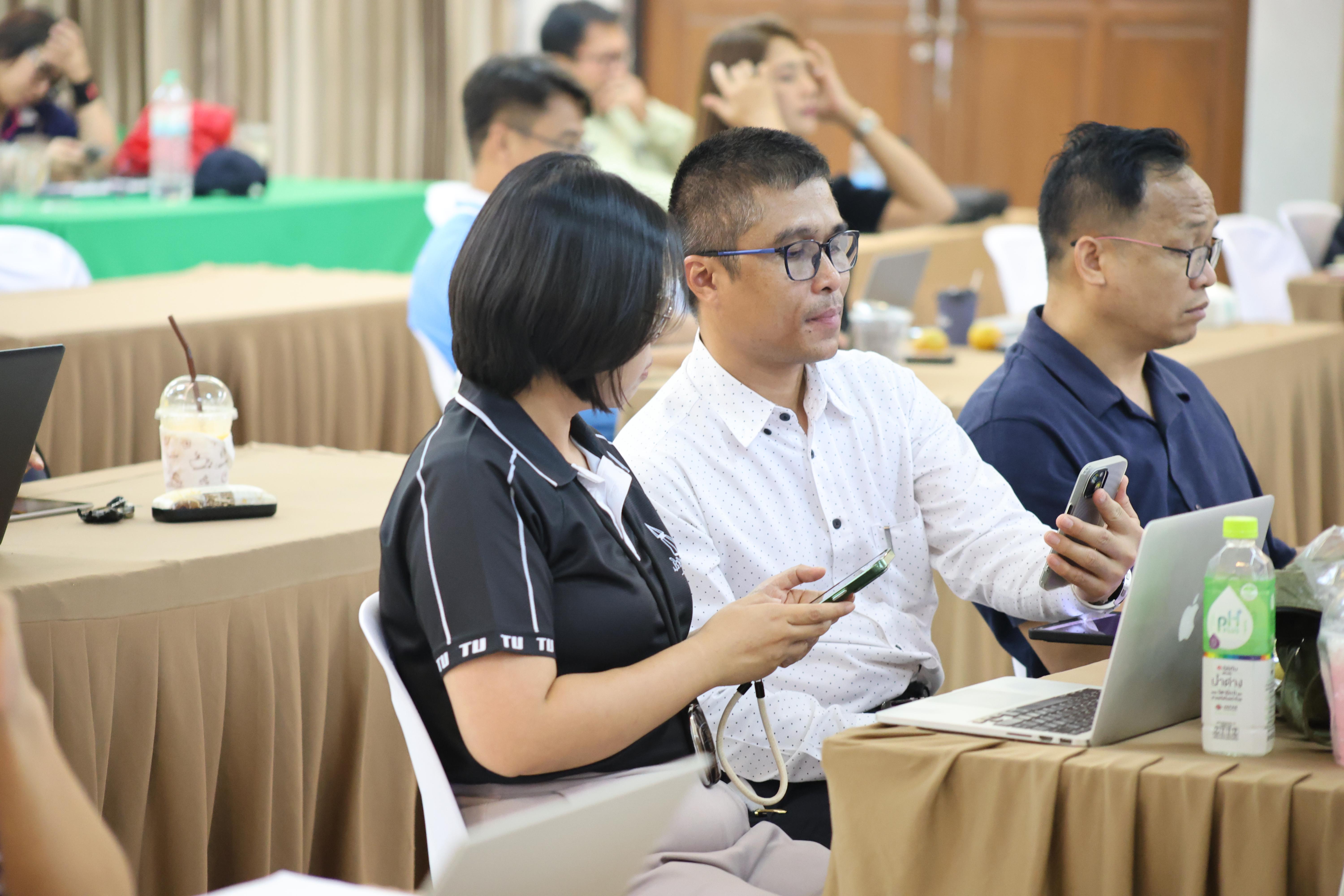 270. คณะครุศาสตร์ มหาวิทยาลัยราชภัฏกำแพงเพชร ได้จัดโครงการพัฒนาสมรรถนะครูของครู มหาวิทยาลัยราชภัฏ 38 แห่ง