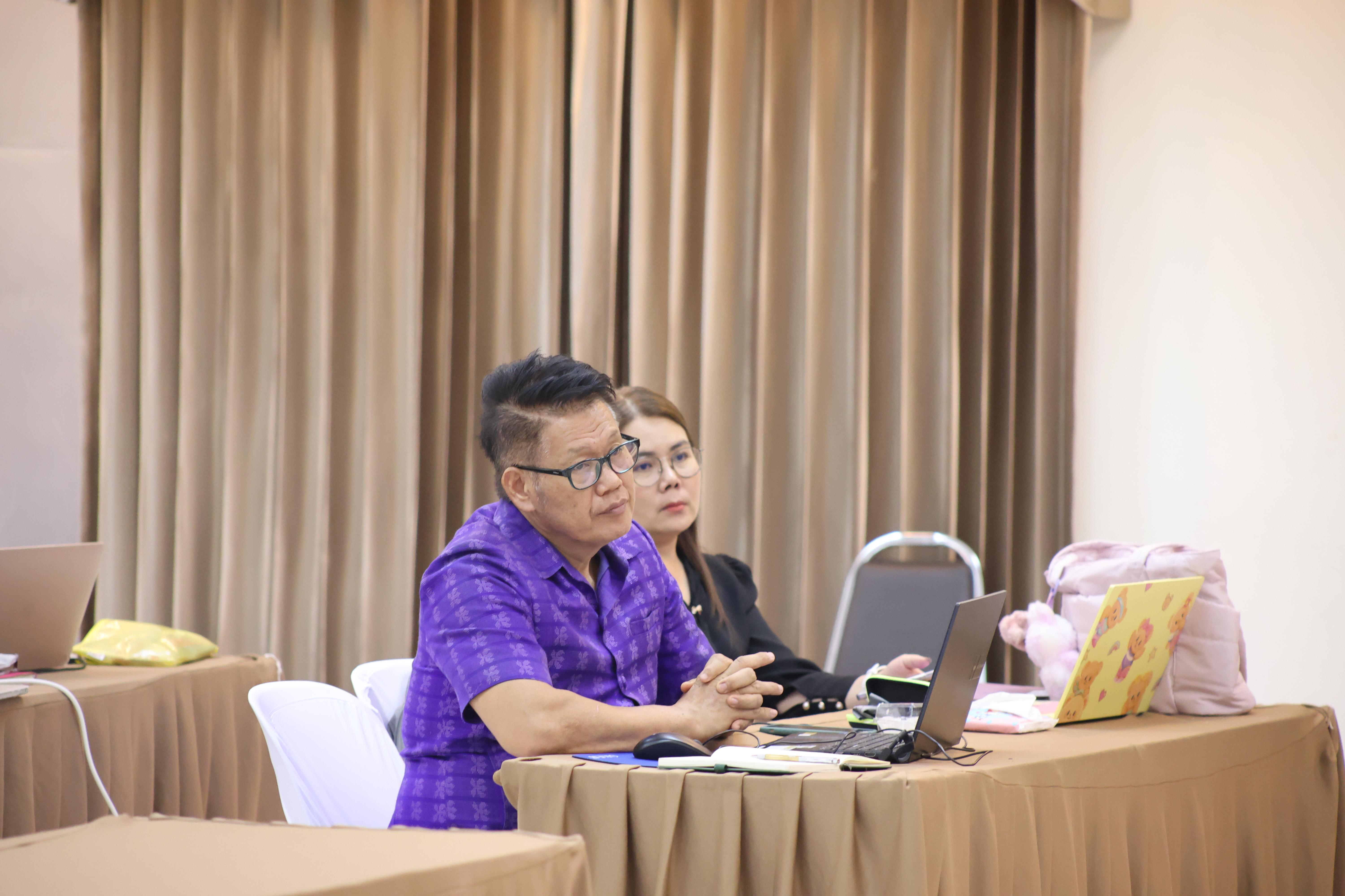 287. คณะครุศาสตร์ มหาวิทยาลัยราชภัฏกำแพงเพชร ได้จัดโครงการพัฒนาสมรรถนะครูของครู มหาวิทยาลัยราชภัฏ 38 แห่ง