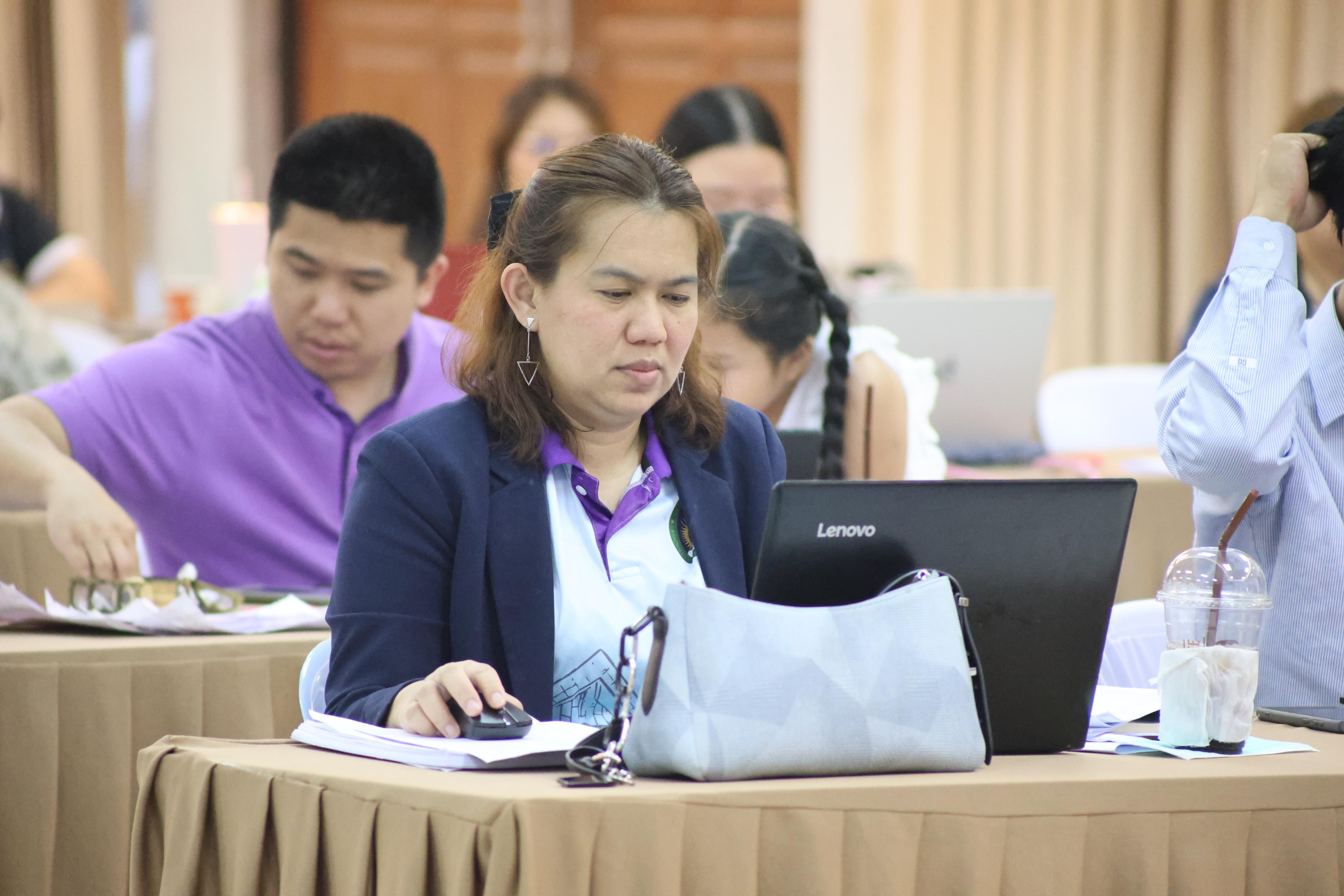 298. คณะครุศาสตร์ มหาวิทยาลัยราชภัฏกำแพงเพชร ได้จัดโครงการพัฒนาสมรรถนะครูของครู มหาวิทยาลัยราชภัฏ 38 แห่ง