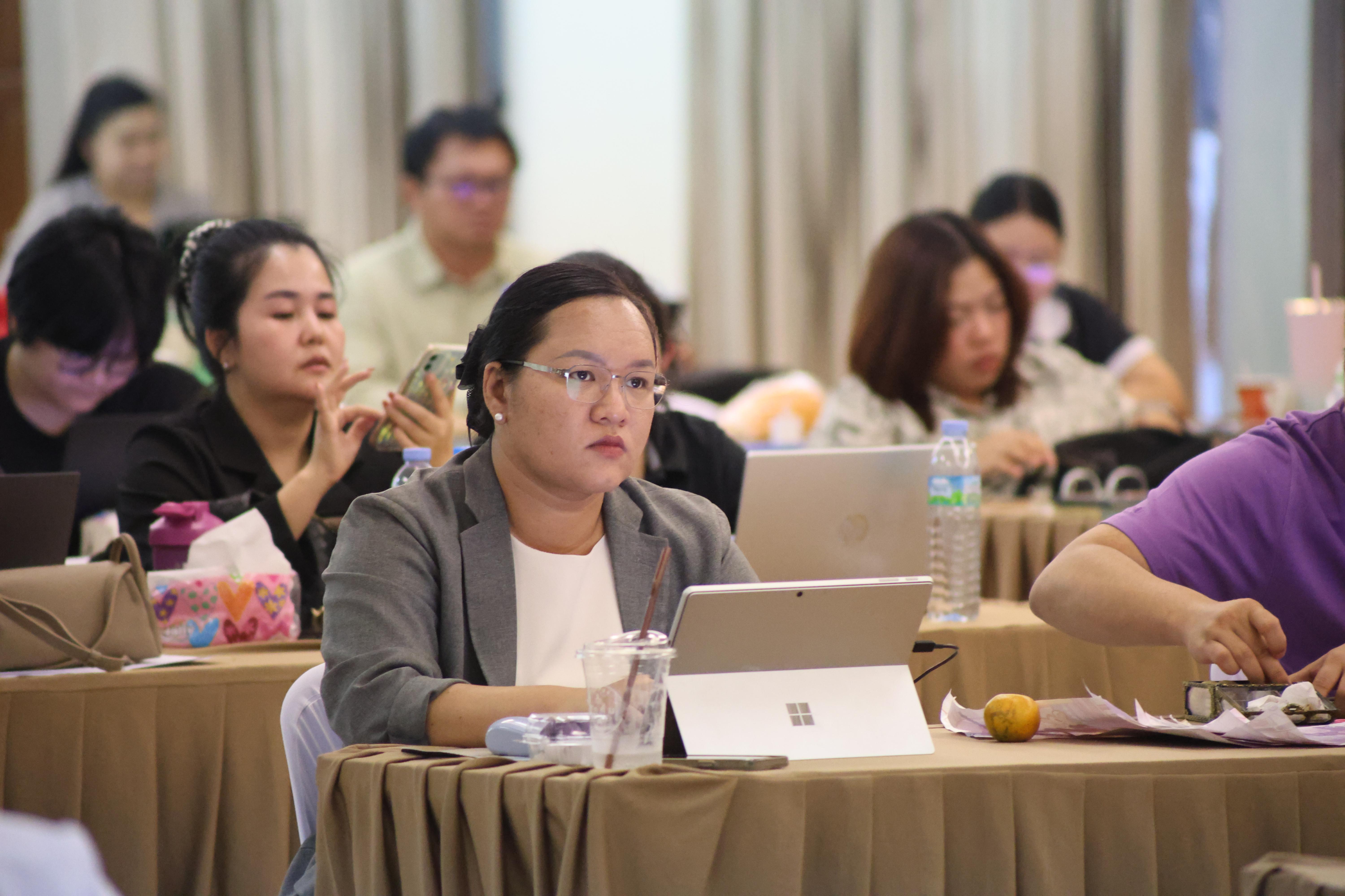 302. คณะครุศาสตร์ มหาวิทยาลัยราชภัฏกำแพงเพชร ได้จัดโครงการพัฒนาสมรรถนะครูของครู มหาวิทยาลัยราชภัฏ 38 แห่ง