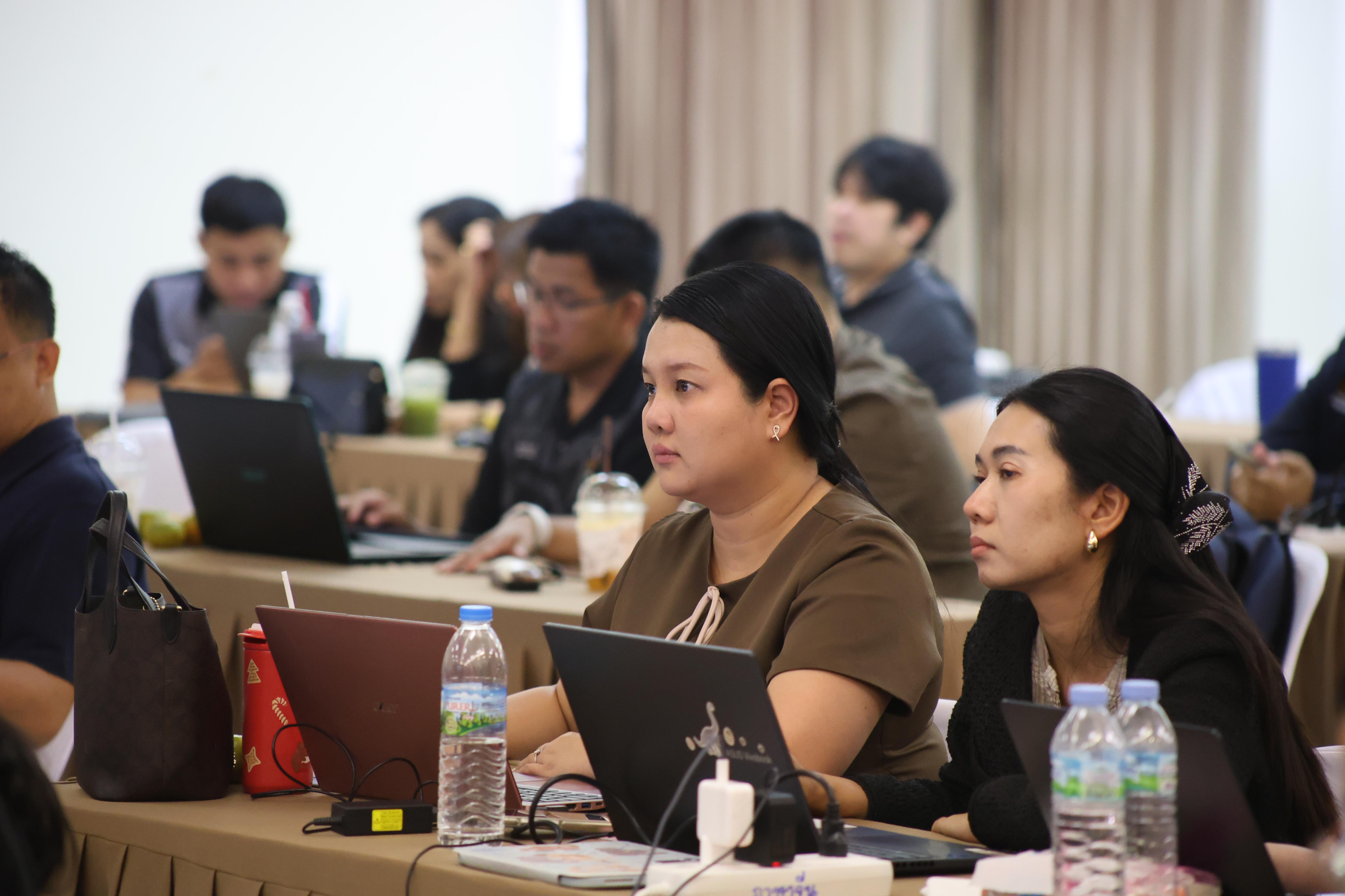 321. คณะครุศาสตร์ มหาวิทยาลัยราชภัฏกำแพงเพชร ได้จัดโครงการพัฒนาสมรรถนะครูของครู มหาวิทยาลัยราชภัฏ 38 แห่ง