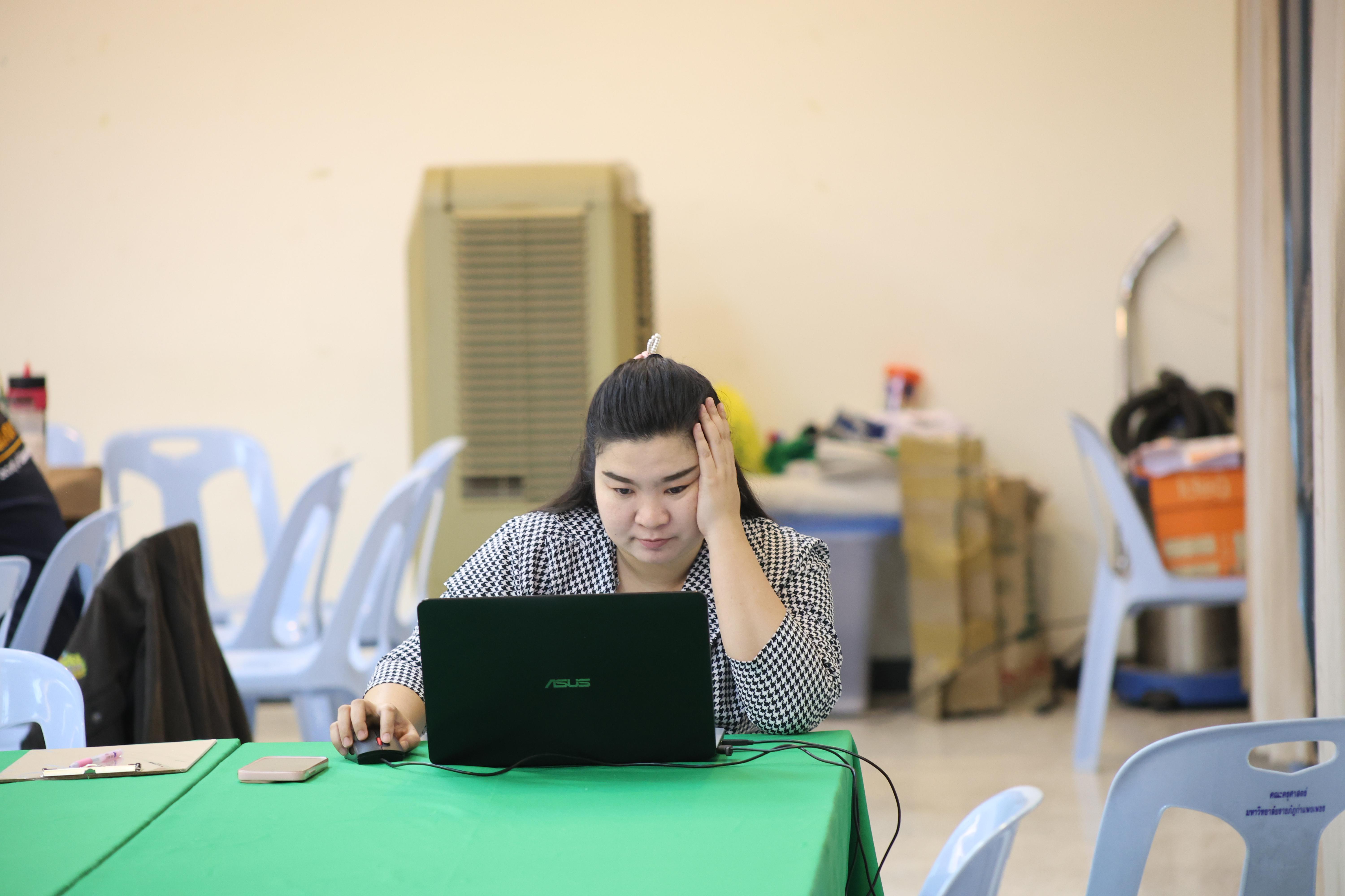 339. คณะครุศาสตร์ มหาวิทยาลัยราชภัฏกำแพงเพชร ได้จัดโครงการพัฒนาสมรรถนะครูของครู มหาวิทยาลัยราชภัฏ 38 แห่ง