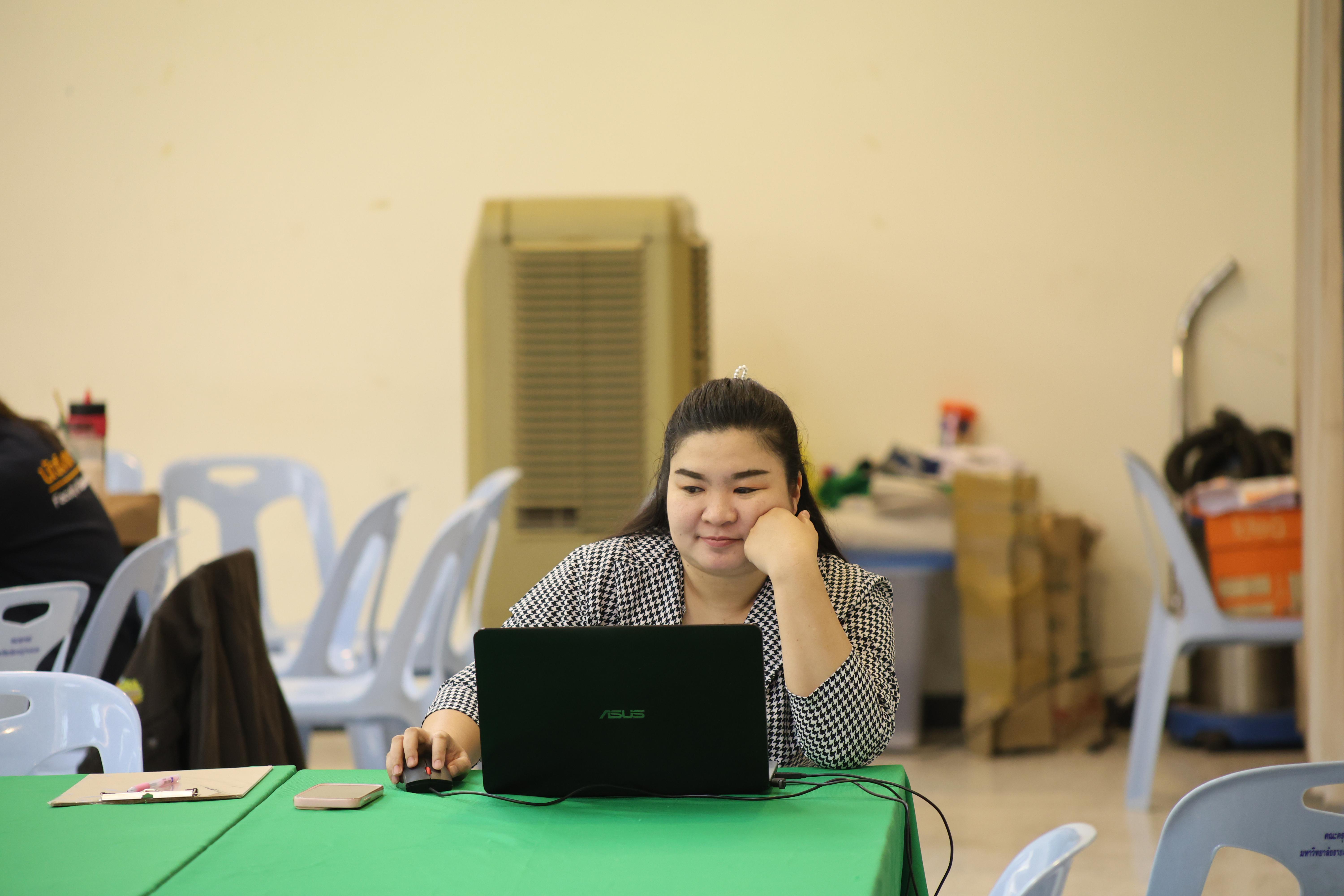 340. คณะครุศาสตร์ มหาวิทยาลัยราชภัฏกำแพงเพชร ได้จัดโครงการพัฒนาสมรรถนะครูของครู มหาวิทยาลัยราชภัฏ 38 แห่ง