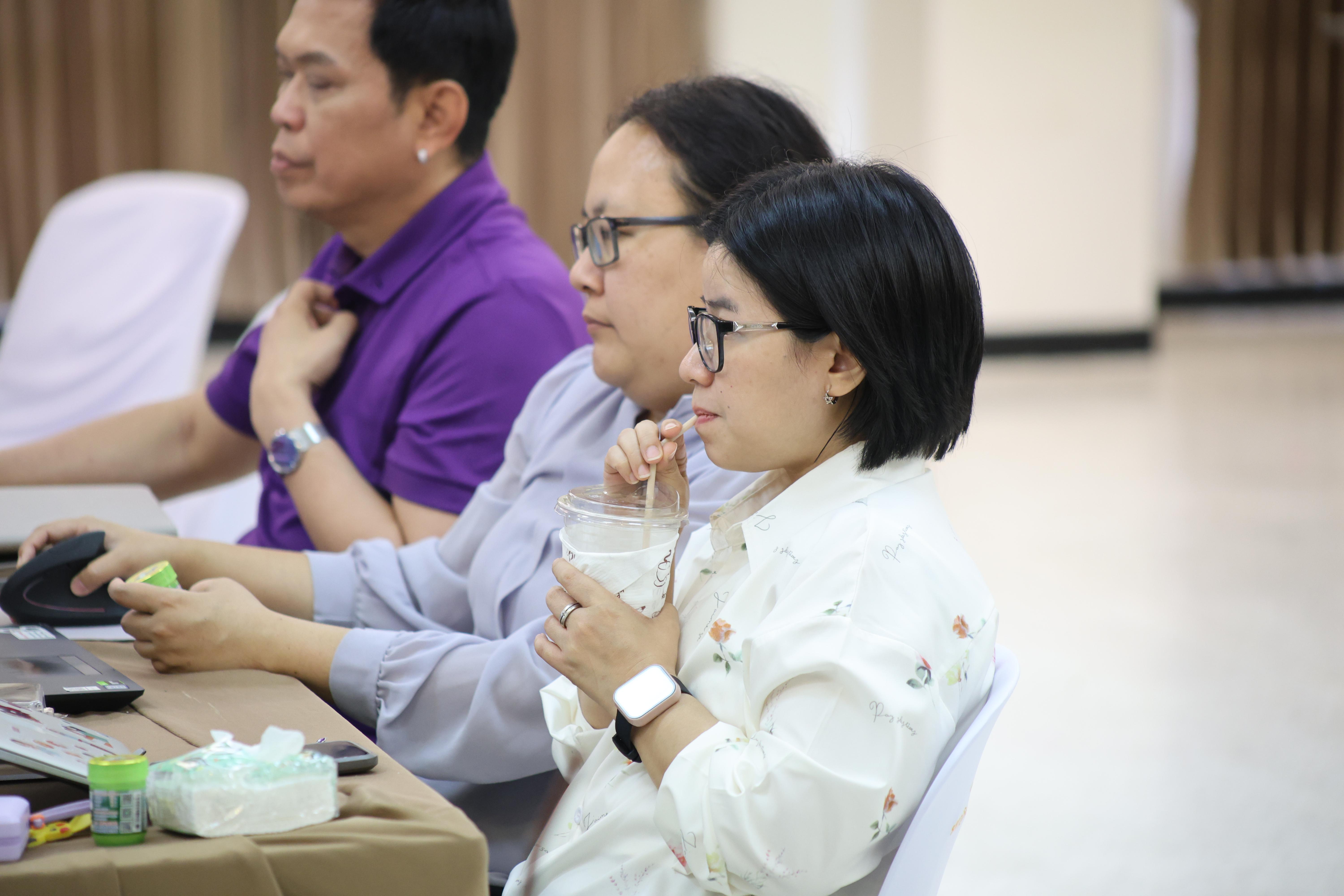 351. คณะครุศาสตร์ มหาวิทยาลัยราชภัฏกำแพงเพชร ได้จัดโครงการพัฒนาสมรรถนะครูของครู มหาวิทยาลัยราชภัฏ 38 แห่ง