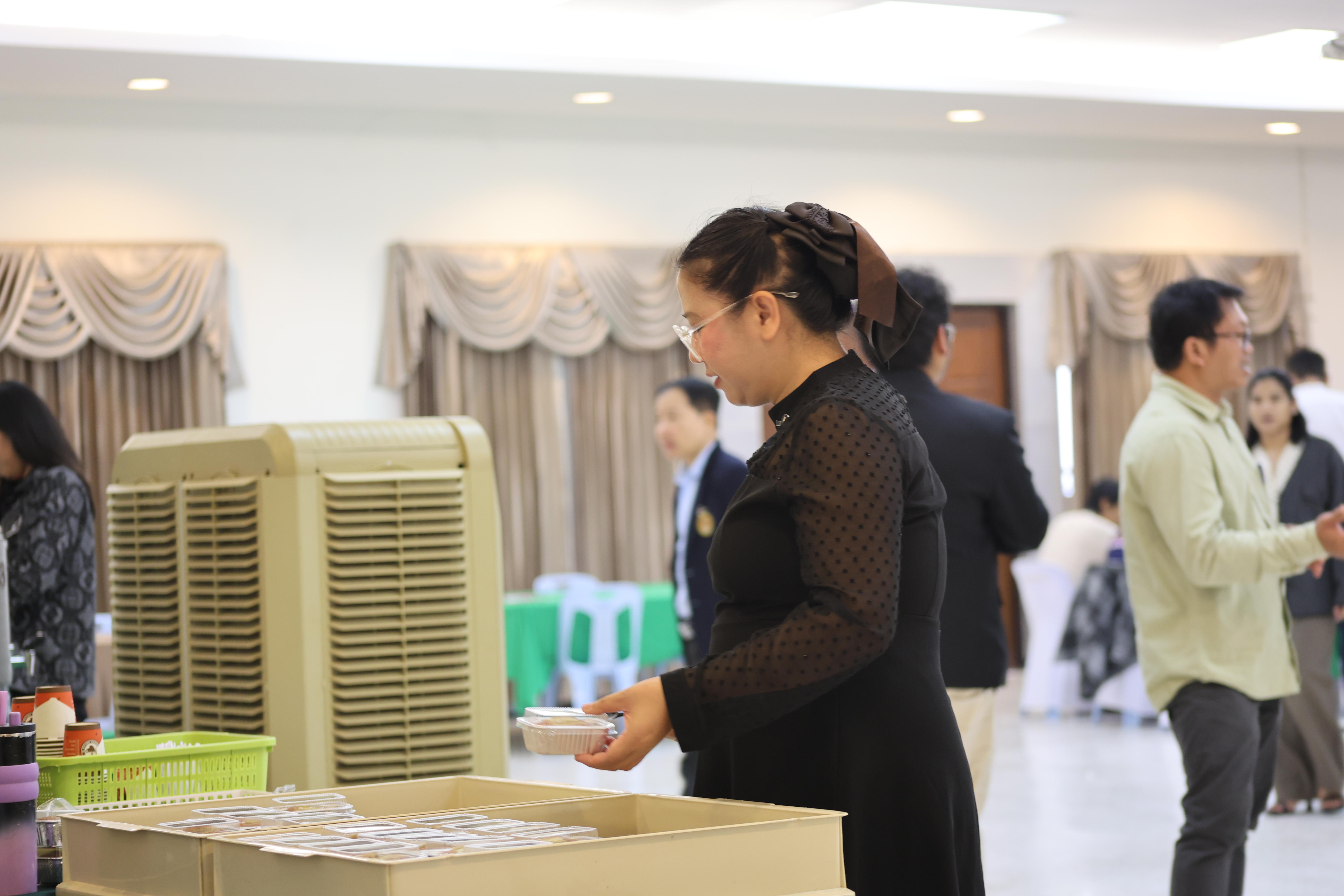 379. คณะครุศาสตร์ มหาวิทยาลัยราชภัฏกำแพงเพชร ได้จัดโครงการพัฒนาสมรรถนะครูของครู มหาวิทยาลัยราชภัฏ 38 แห่ง