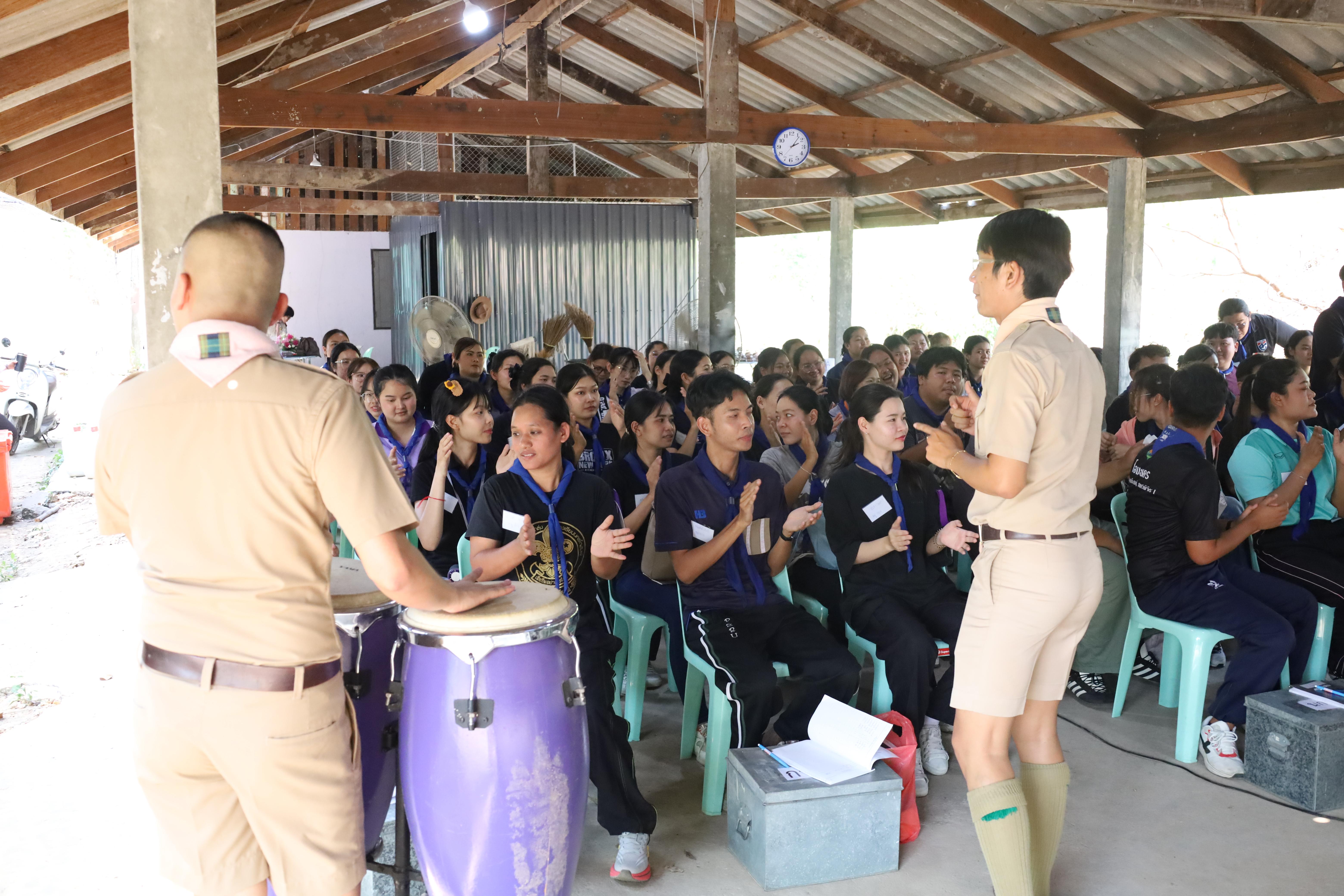 215. กิจกรรมอบรมวิชาผู้กำกับลูกเสือ ขั้นความรู้เบื้องต้น สำหรับนักศึกษาหลักสูตรประกาศนียบัตรบัณฑิต สาขาวิชาชีพครู ประจำปีการศึกษา 2568