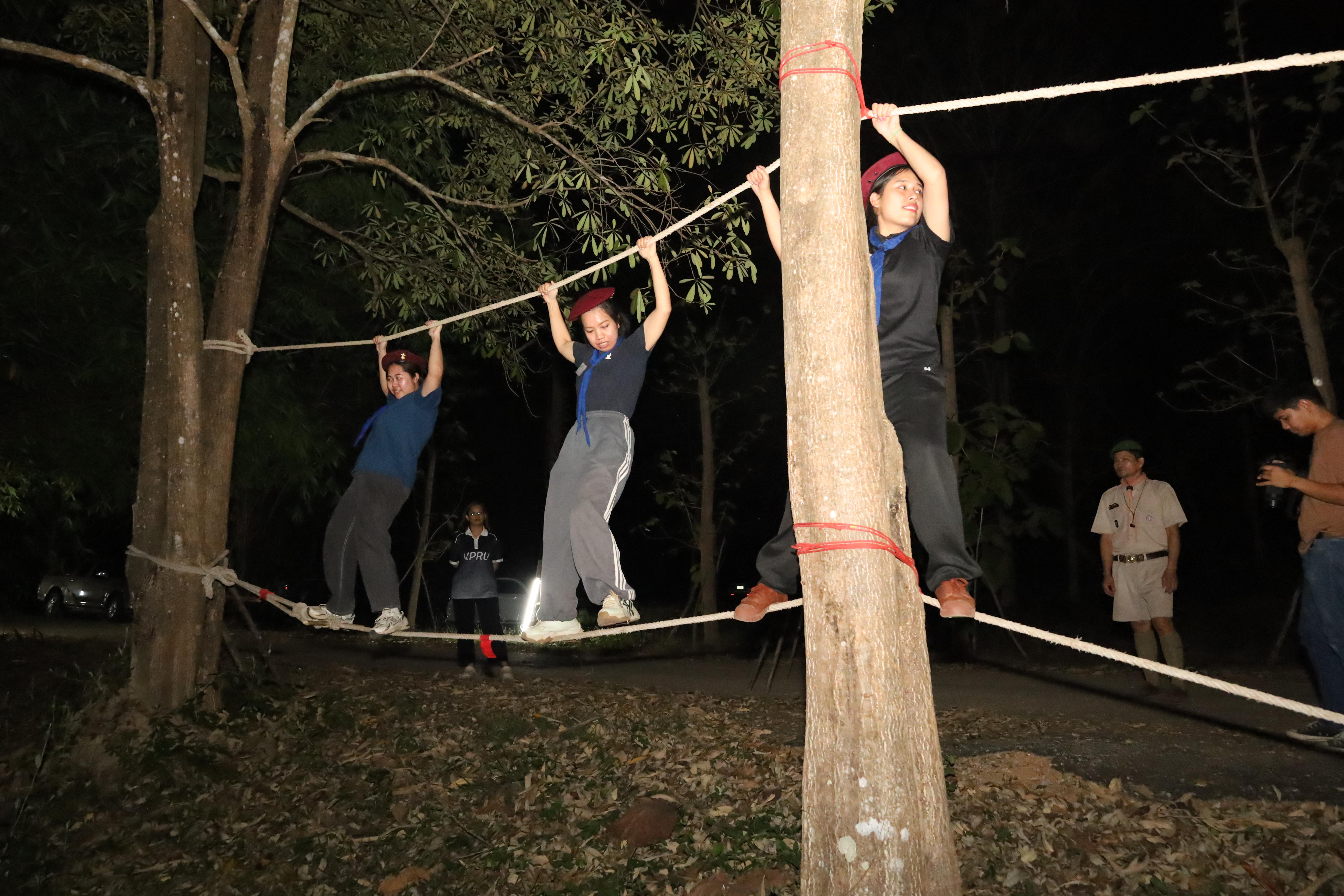 296. กิจกรรมอบรมวิชาผู้กำกับลูกเสือ ขั้นความรู้เบื้องต้น สำหรับนักศึกษาหลักสูตรประกาศนียบัตรบัณฑิต สาขาวิชาชีพครู ประจำปีการศึกษา 2568