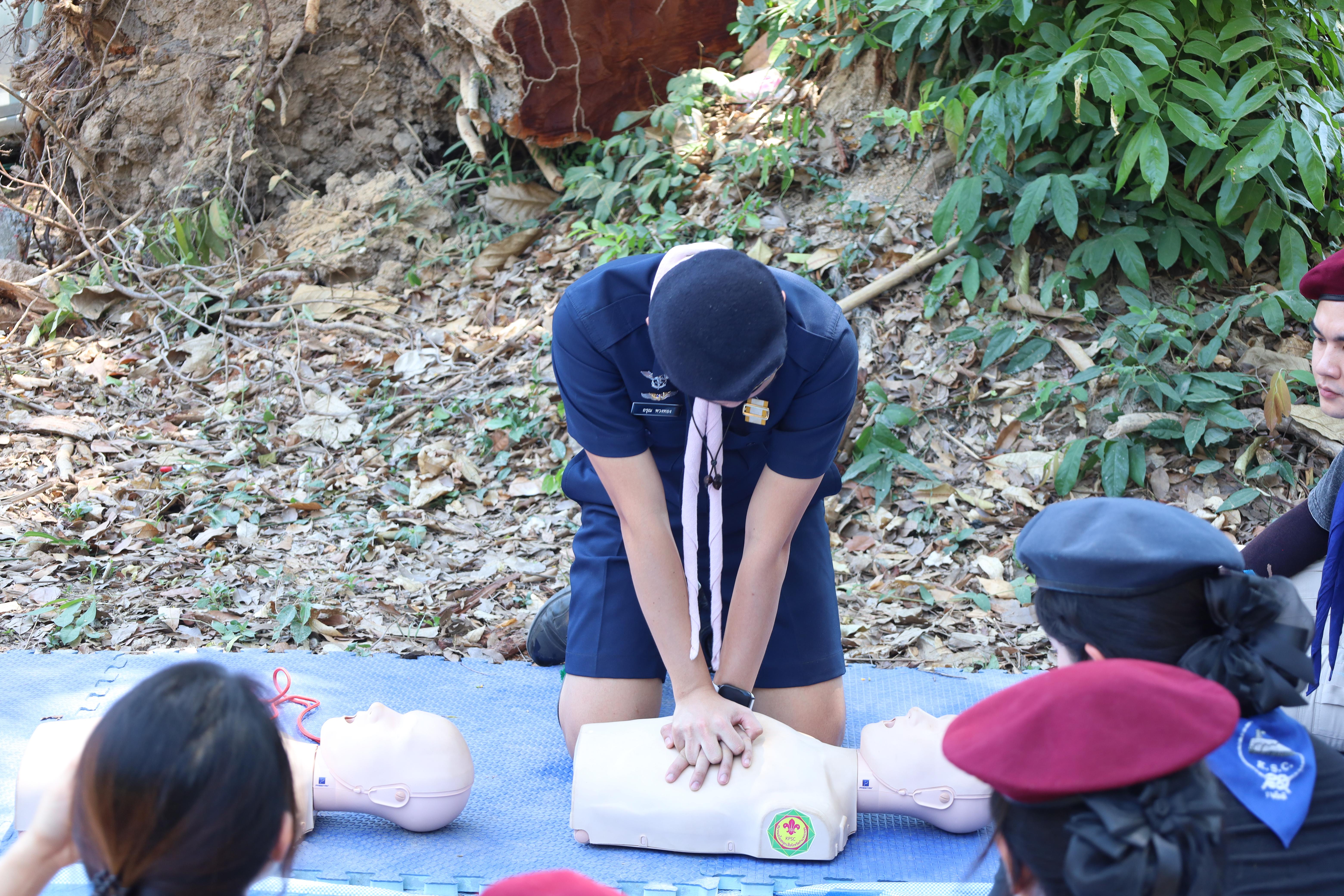 363. กิจกรรมอบรมวิชาผู้กำกับลูกเสือ ขั้นความรู้เบื้องต้น สำหรับนักศึกษาหลักสูตรประกาศนียบัตรบัณฑิต สาขาวิชาชีพครู ประจำปีการศึกษา 2568