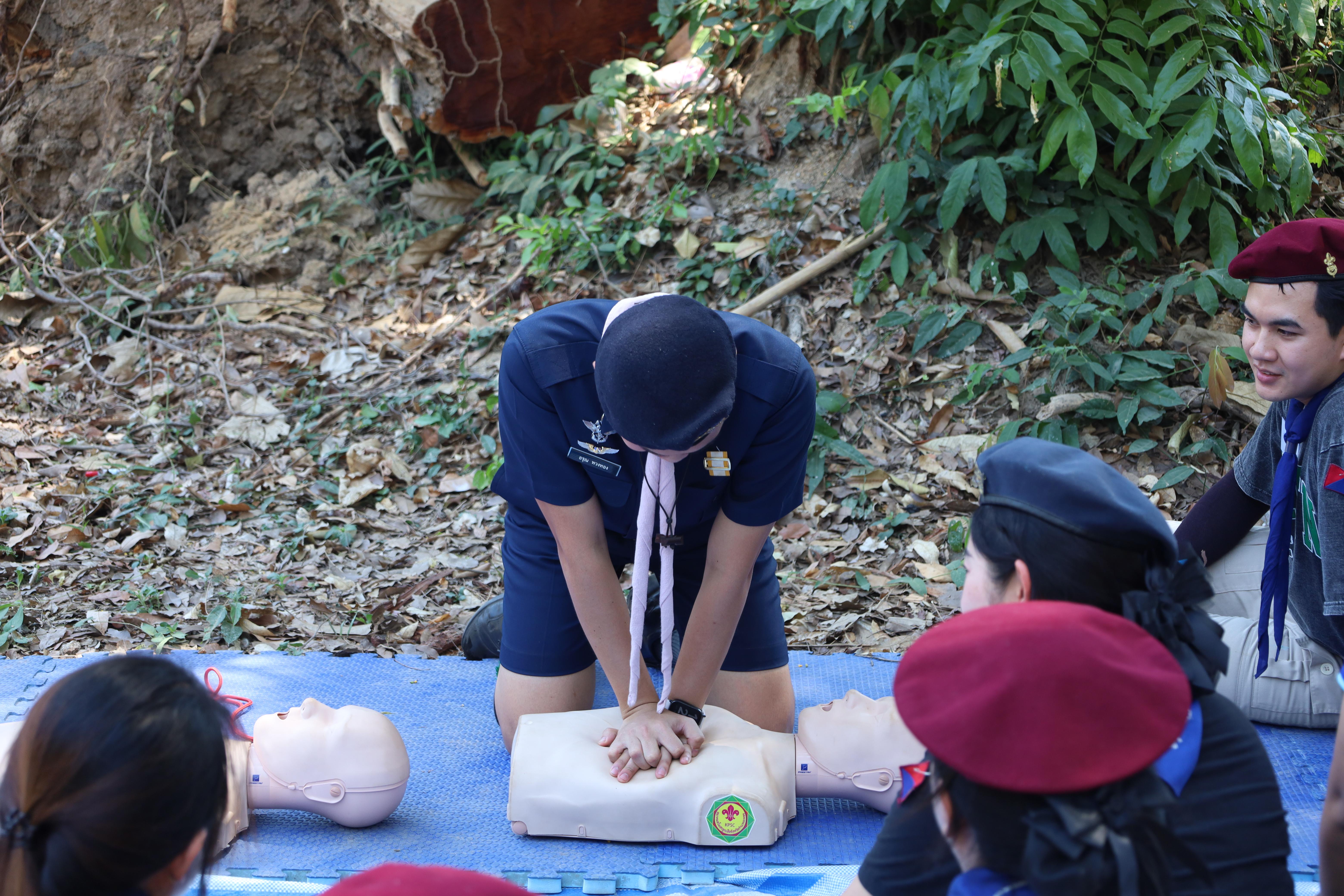 364. กิจกรรมอบรมวิชาผู้กำกับลูกเสือ ขั้นความรู้เบื้องต้น สำหรับนักศึกษาหลักสูตรประกาศนียบัตรบัณฑิต สาขาวิชาชีพครู ประจำปีการศึกษา 2568