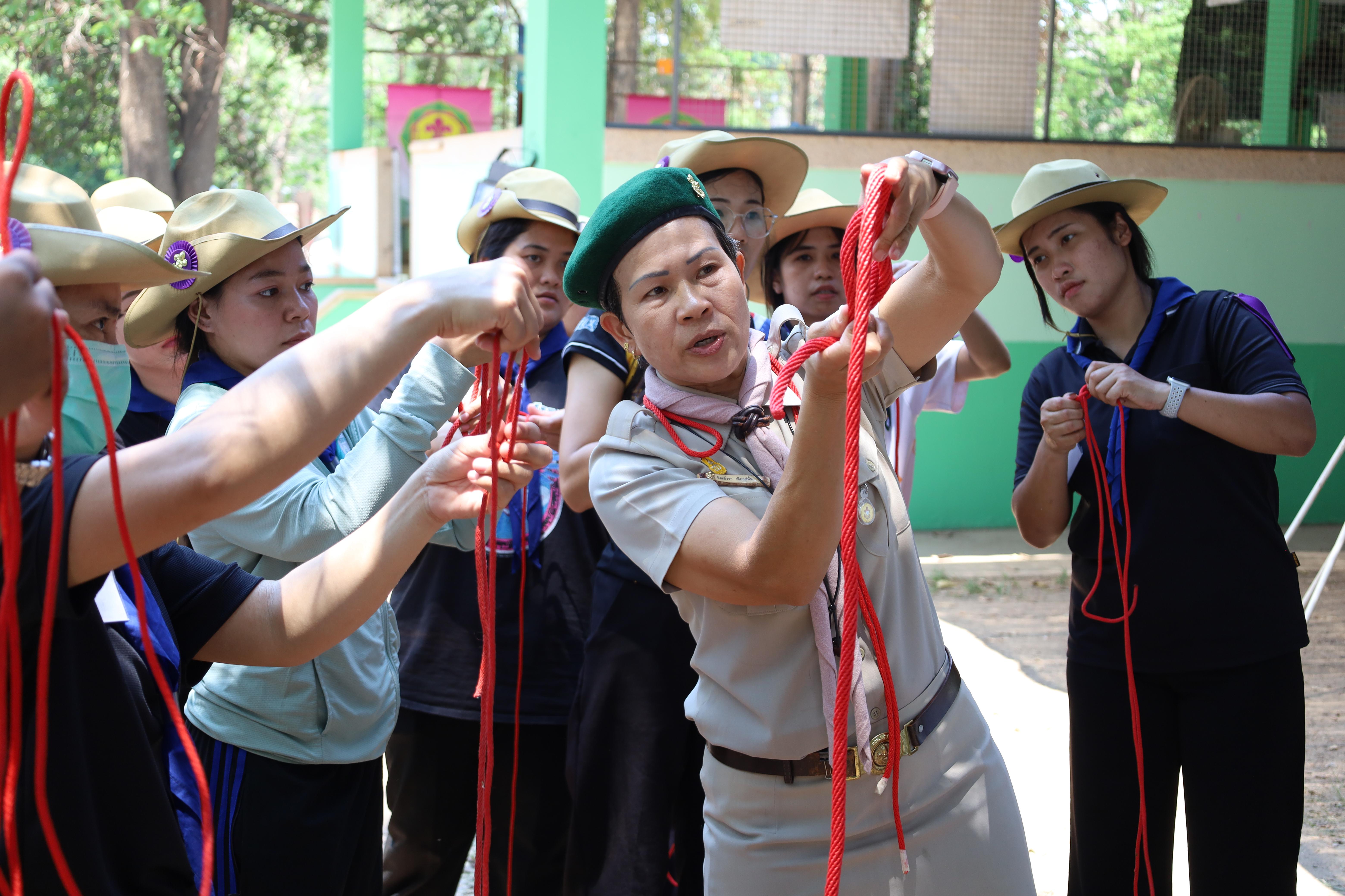 390. กิจกรรมอบรมวิชาผู้กำกับลูกเสือ ขั้นความรู้เบื้องต้น สำหรับนักศึกษาหลักสูตรประกาศนียบัตรบัณฑิต สาขาวิชาชีพครู ประจำปีการศึกษา 2568