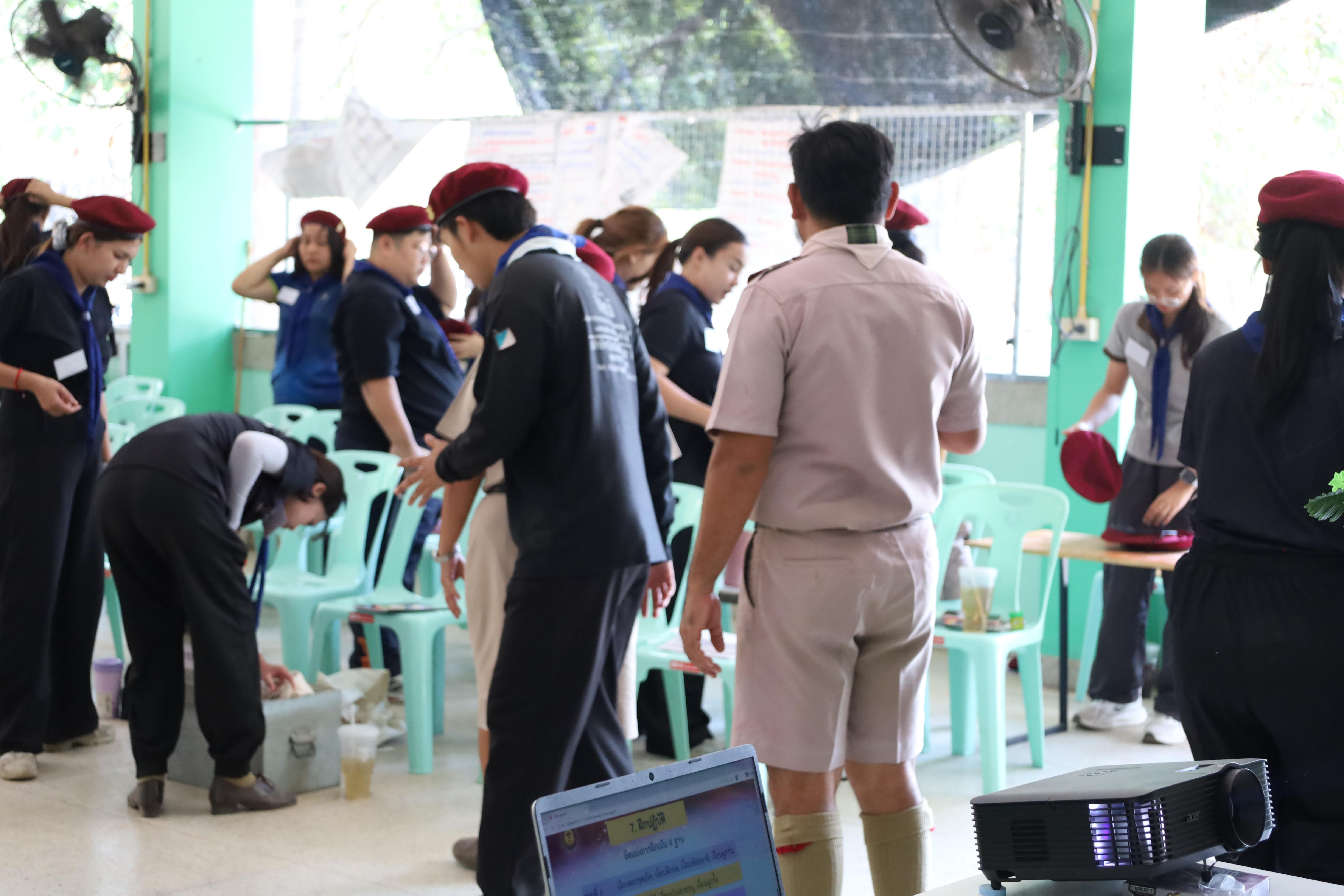 451. กิจกรรมอบรมวิชาผู้กำกับลูกเสือ ขั้นความรู้เบื้องต้น สำหรับนักศึกษาหลักสูตรประกาศนียบัตรบัณฑิต สาขาวิชาชีพครู ประจำปีการศึกษา 2568