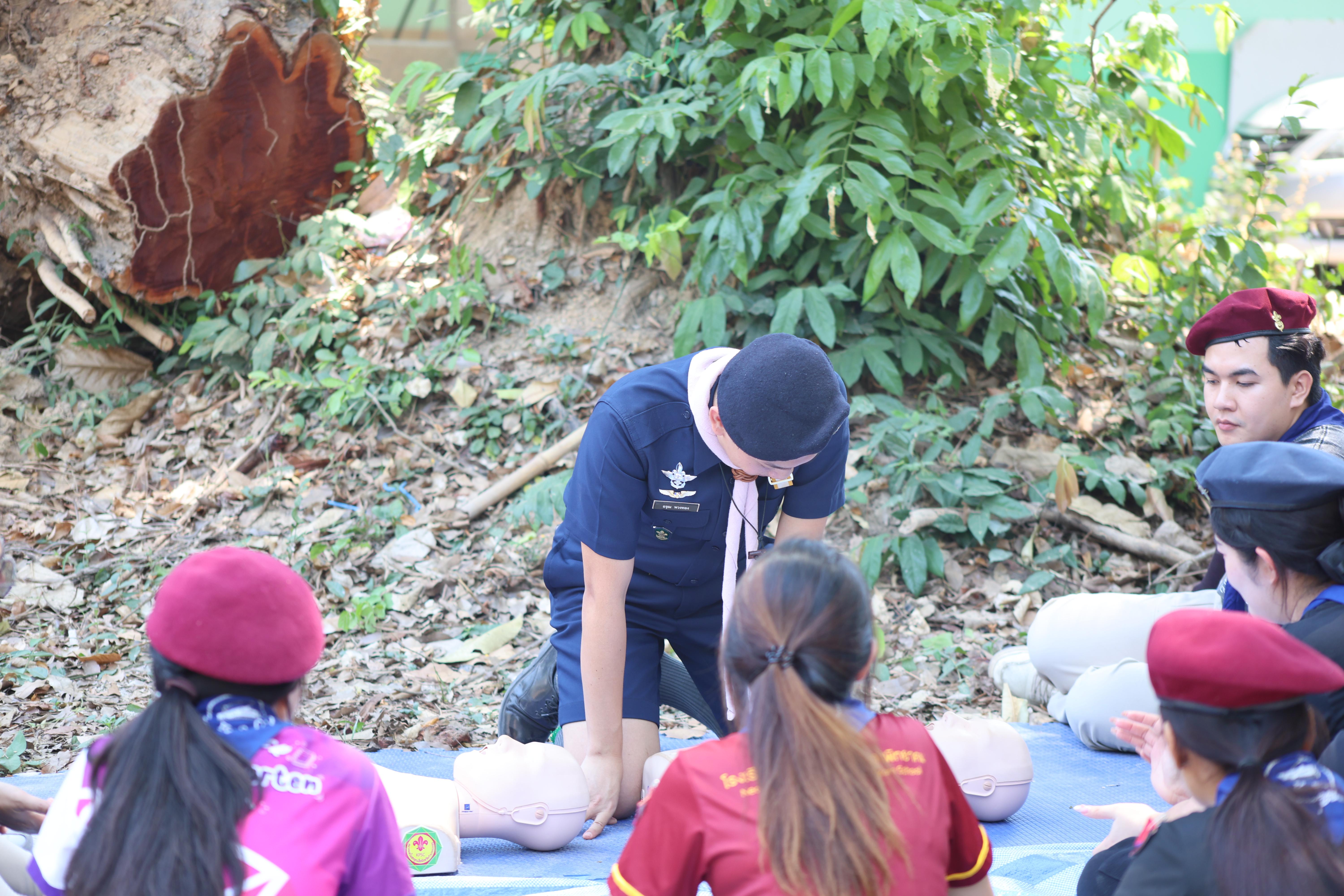 1128. กิจกรรมอบรมวิชาผู้กำกับลูกเสือ ขั้นความรู้เบื้องต้น สำหรับนักศึกษาหลักสูตรประกาศนียบัตรบัณฑิต สาขาวิชาชีพครู ประจำปีการศึกษา 2568