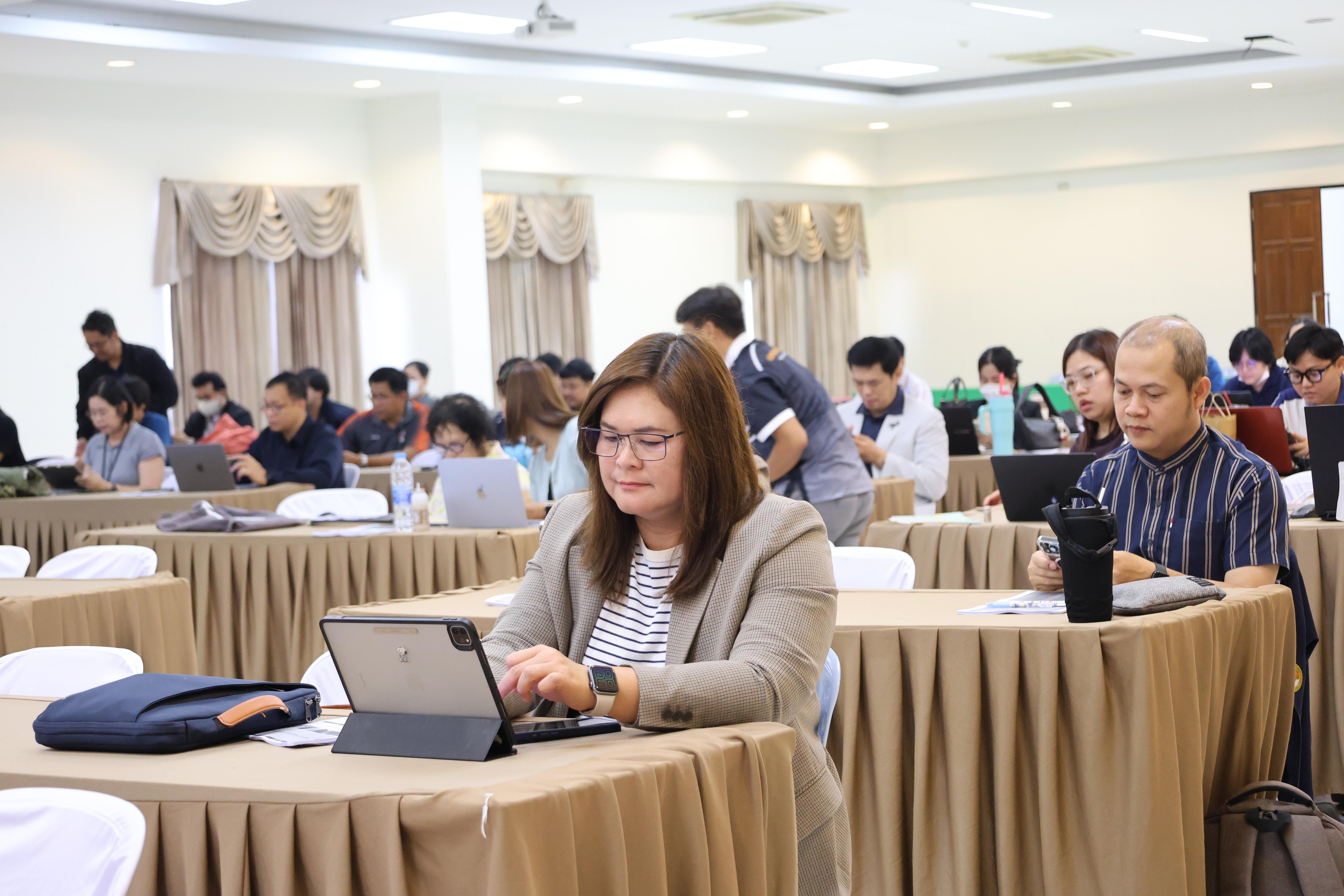 95. การอบรมในโมดูลที่ 7  เรื่อง “หลักสูตรและศาสตร์การสอน ”