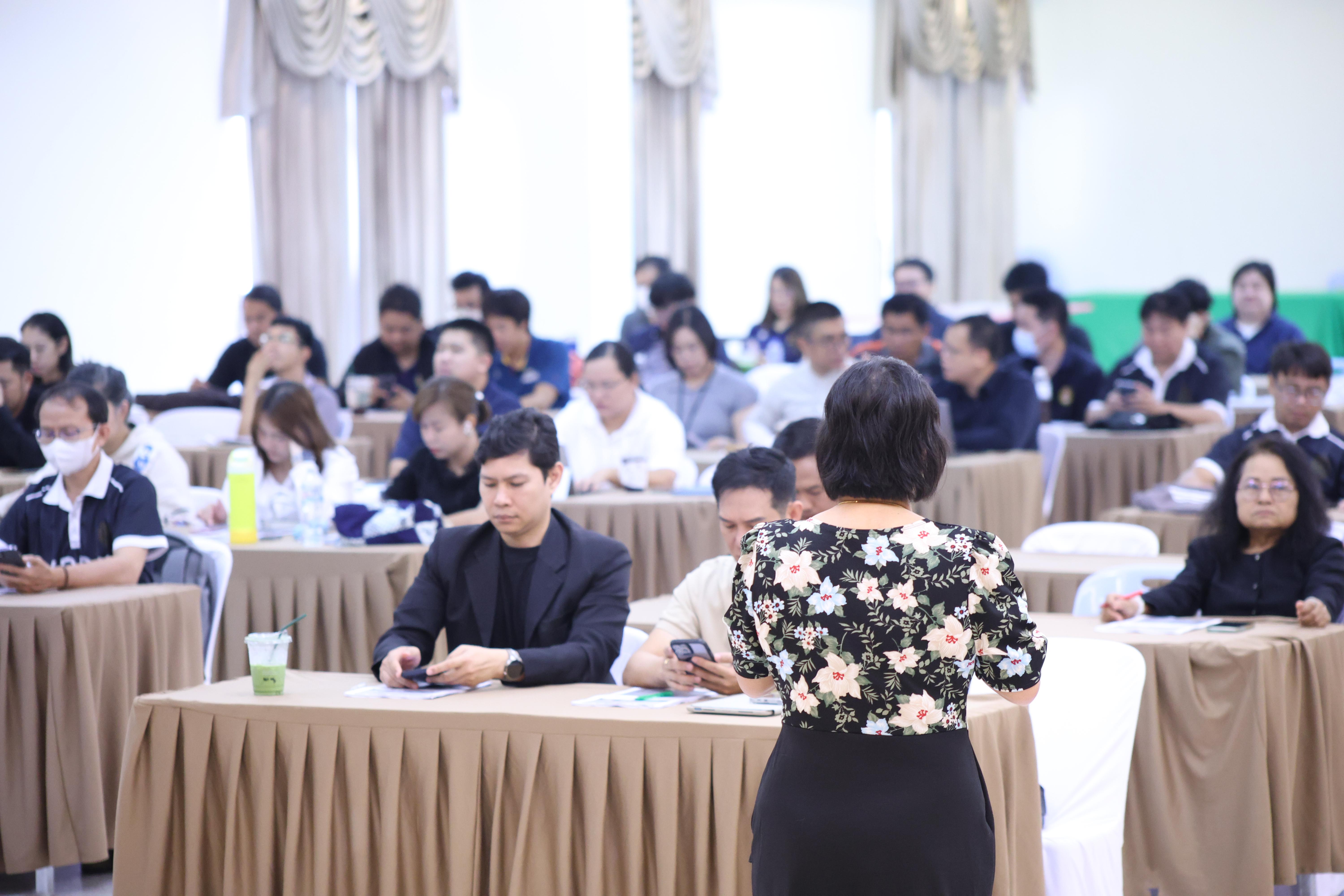 132. การอบรมในโมดูลที่ 7  เรื่อง “หลักสูตรและศาสตร์การสอน ”