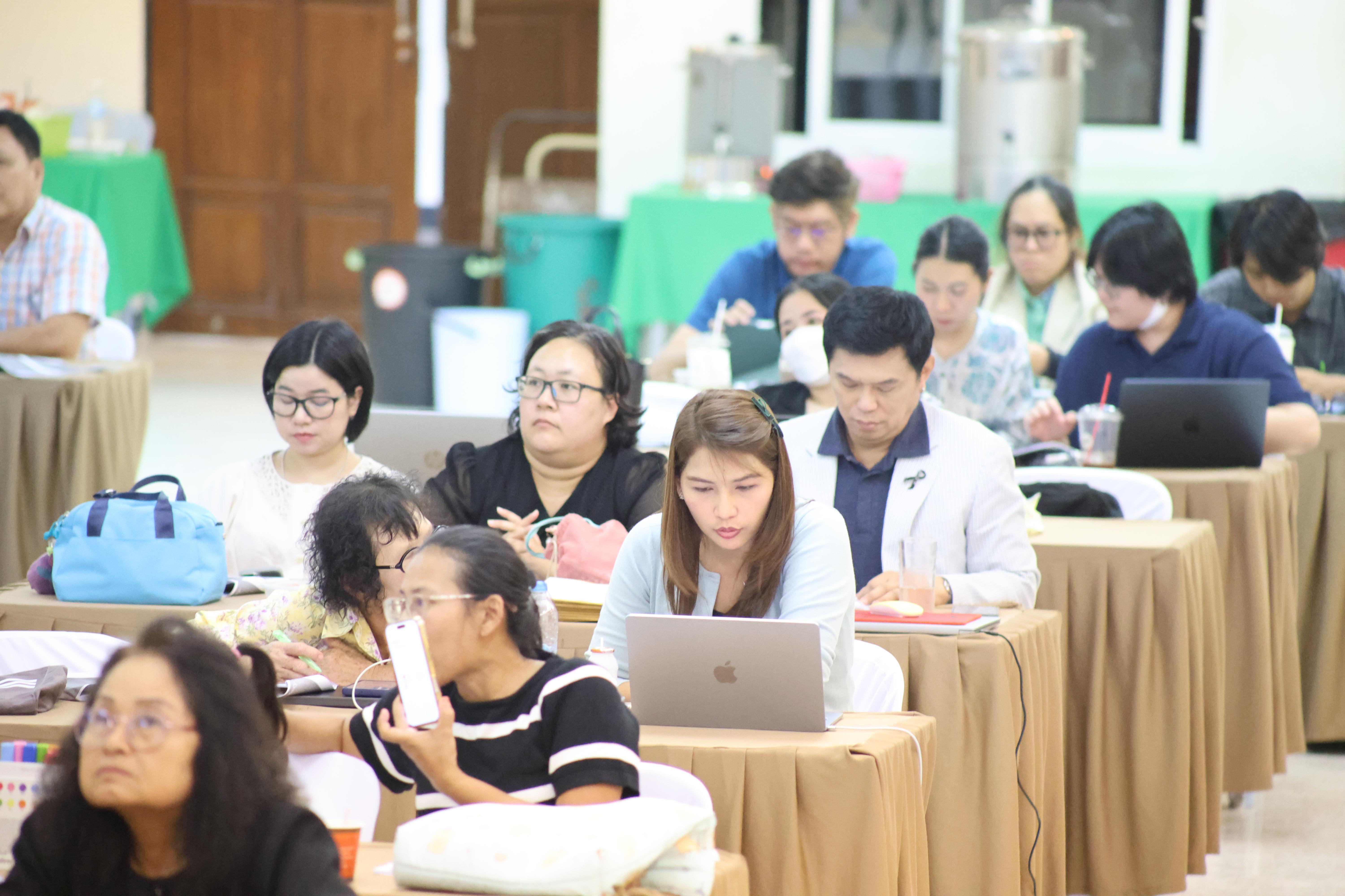 200. การอบรมในโมดูลที่ 7  เรื่อง “หลักสูตรและศาสตร์การสอน ”