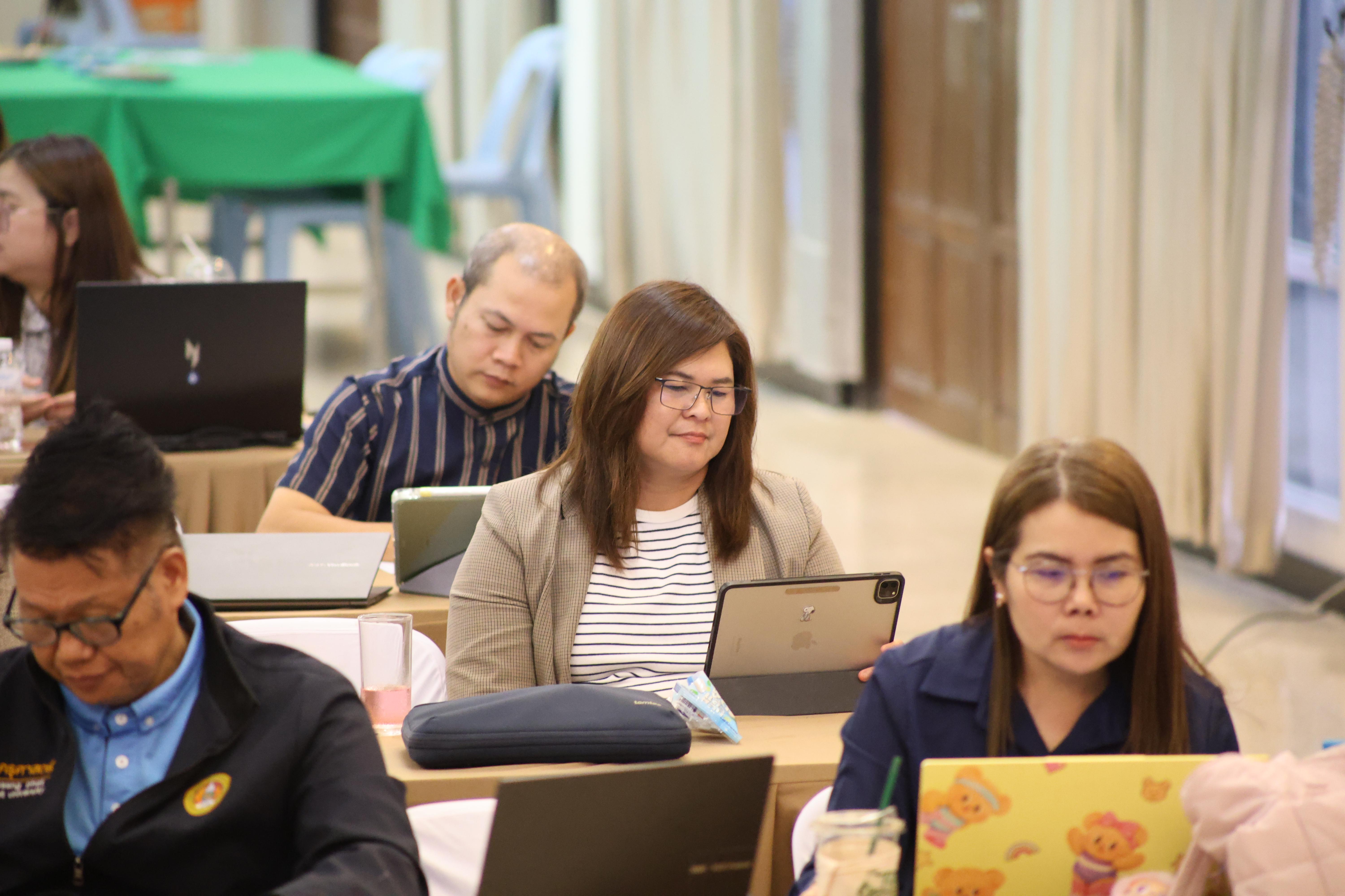 207. การอบรมในโมดูลที่ 7  เรื่อง “หลักสูตรและศาสตร์การสอน ”