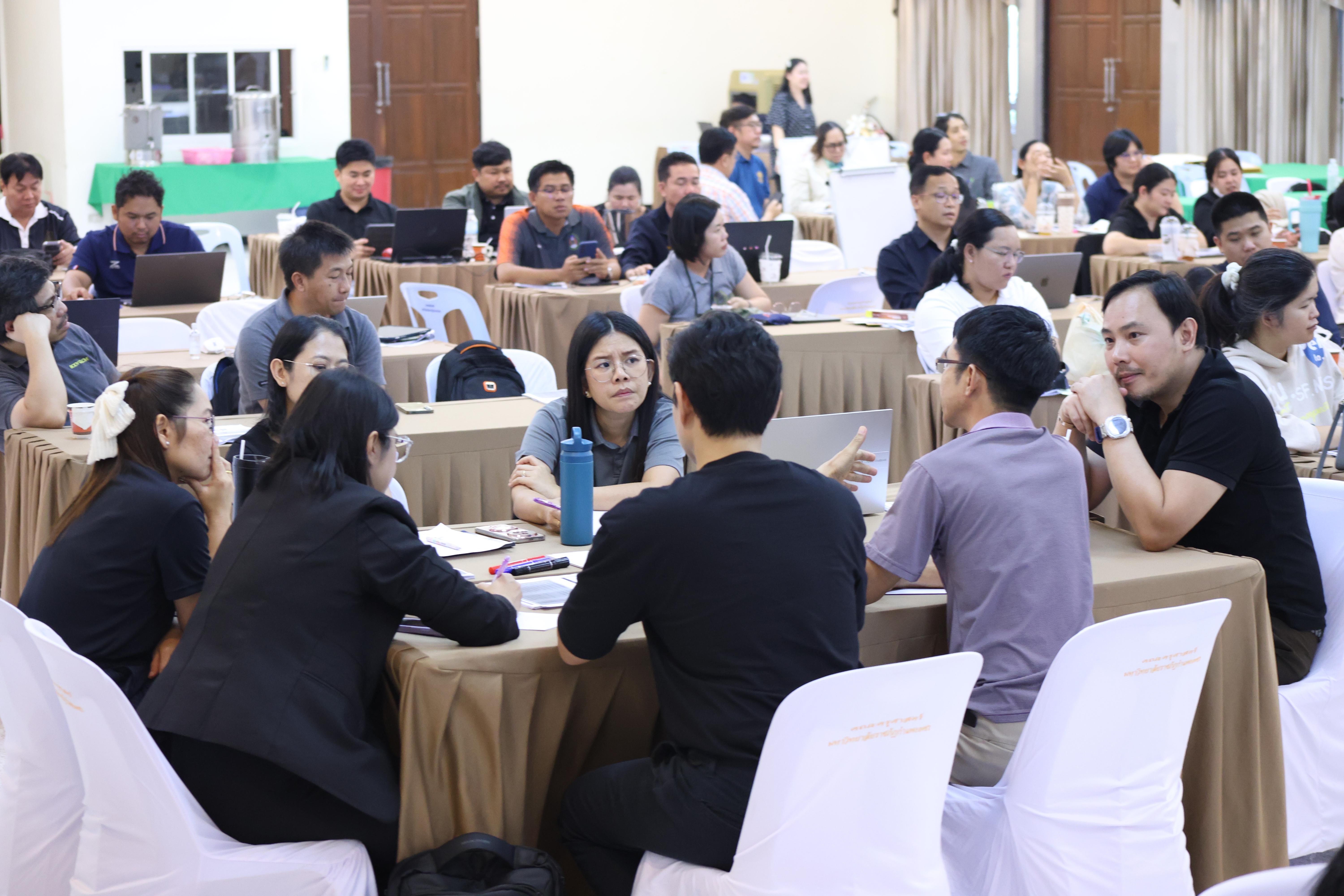 370. การอบรมในโมดูลที่ 7  เรื่อง “หลักสูตรและศาสตร์การสอน ”