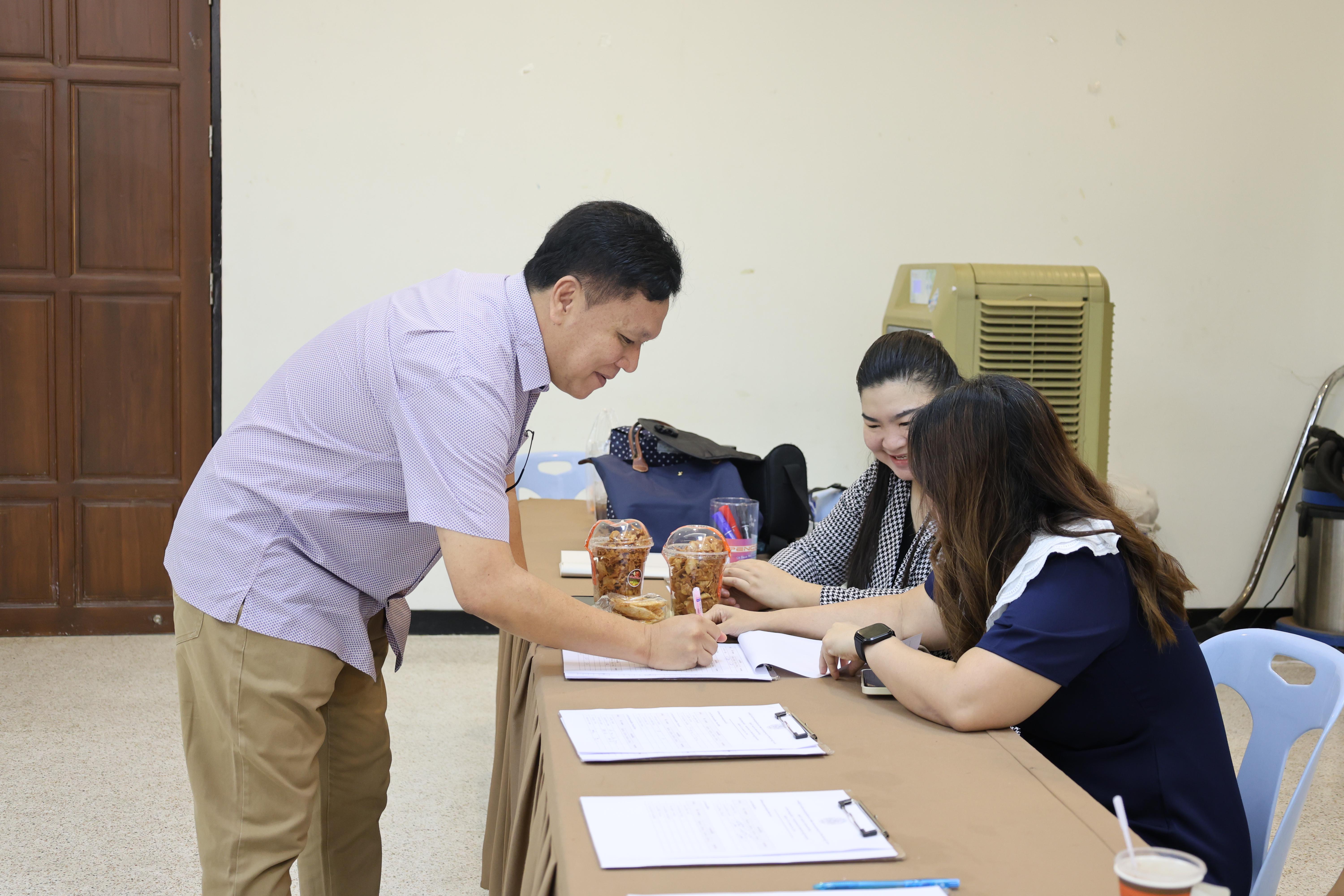 8. การอบรมในโมดูลที่ 1  เรื่อง “คุณธรรมจริยธรรมสำหรับครู”