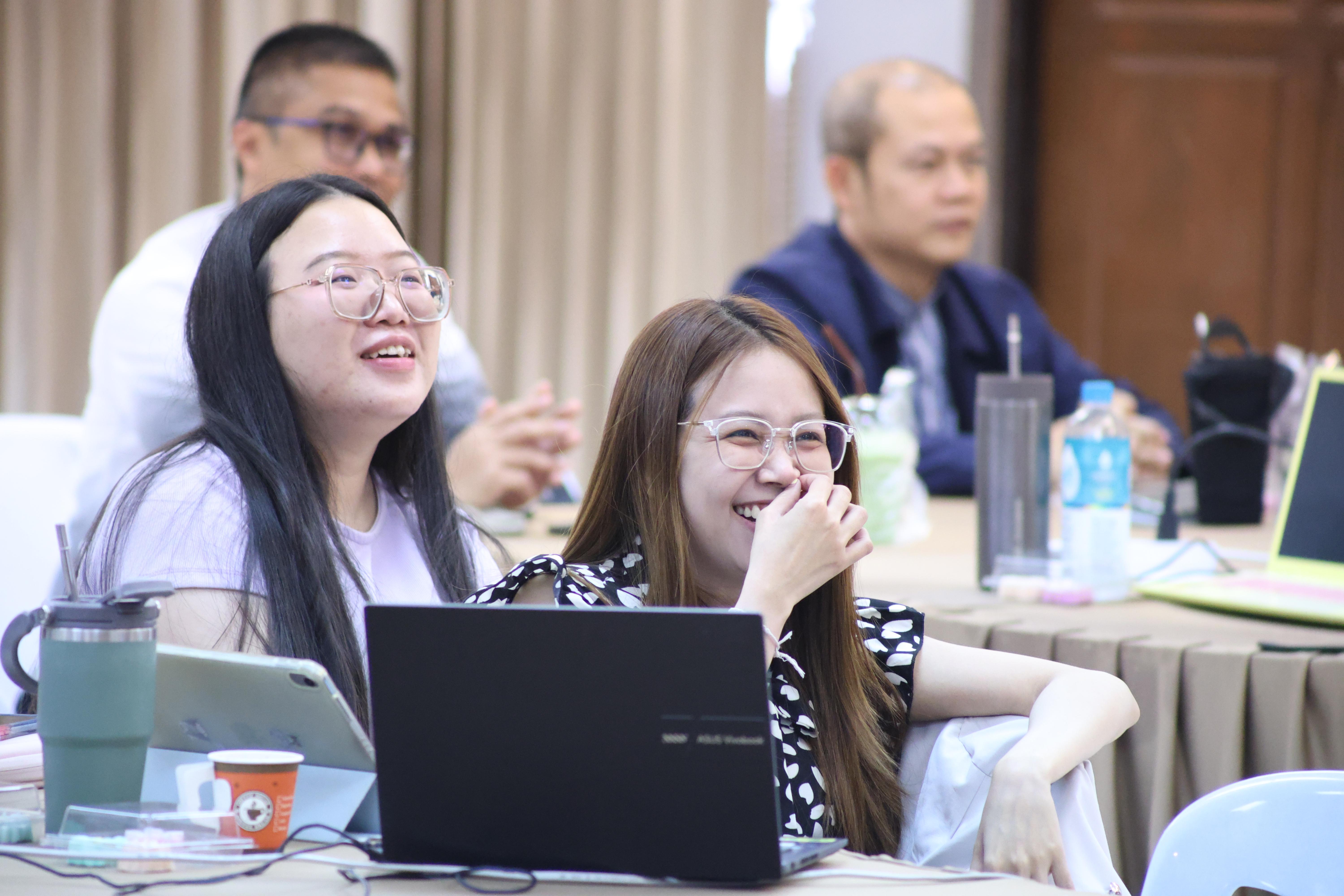 211. การอบรมในโมดูลที่ 1  เรื่อง “คุณธรรมจริยธรรมสำหรับครู”