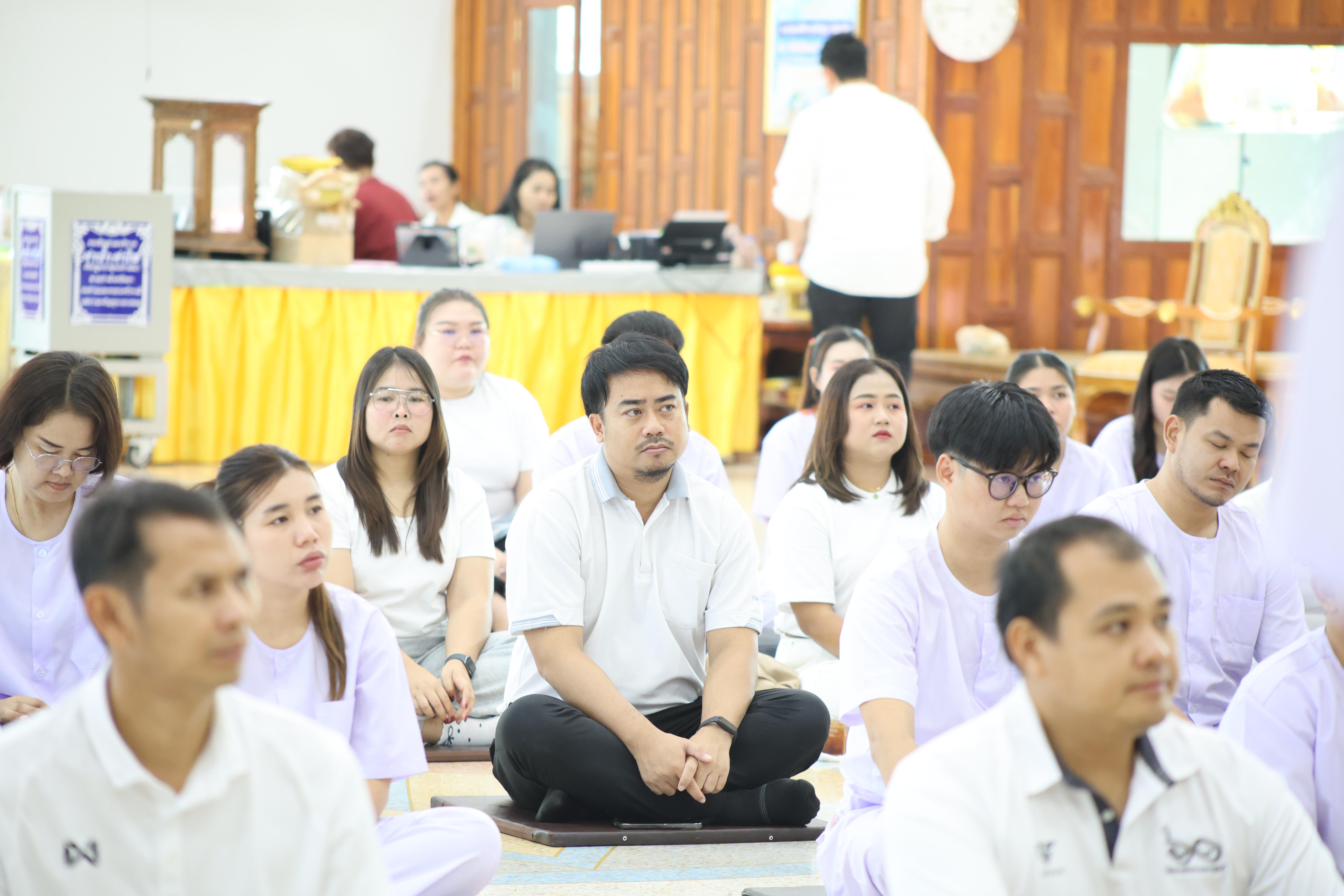 28. โครงการสัมมนาเป็นคณะ "การพัฒนาคุณธรรมจริยธรรมของนักบริหารการศึกษา" ประจำปีการศึกษา2568