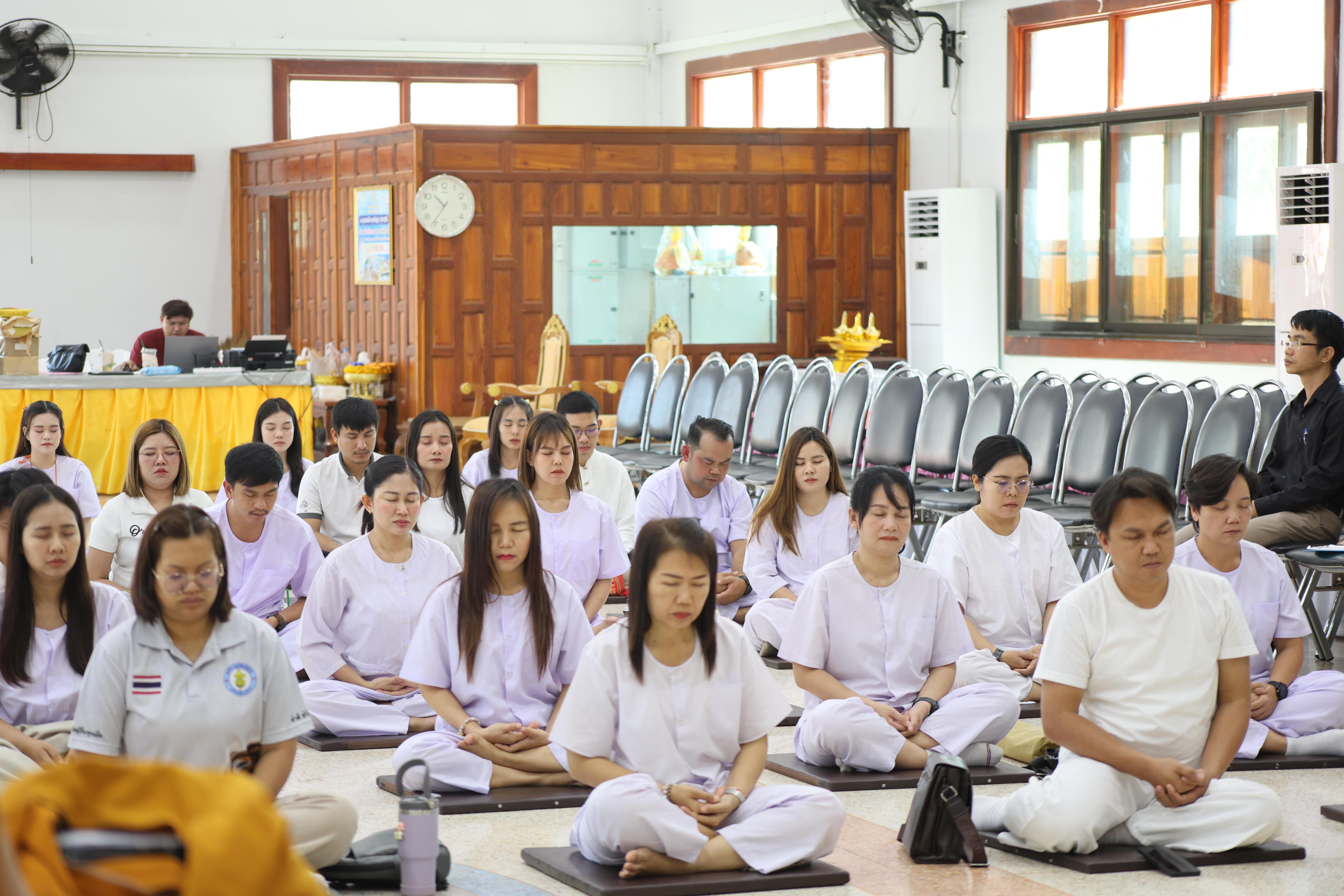 70. โครงการสัมมนาเป็นคณะ "การพัฒนาคุณธรรมจริยธรรมของนักบริหารการศึกษา" ประจำปีการศึกษา2568