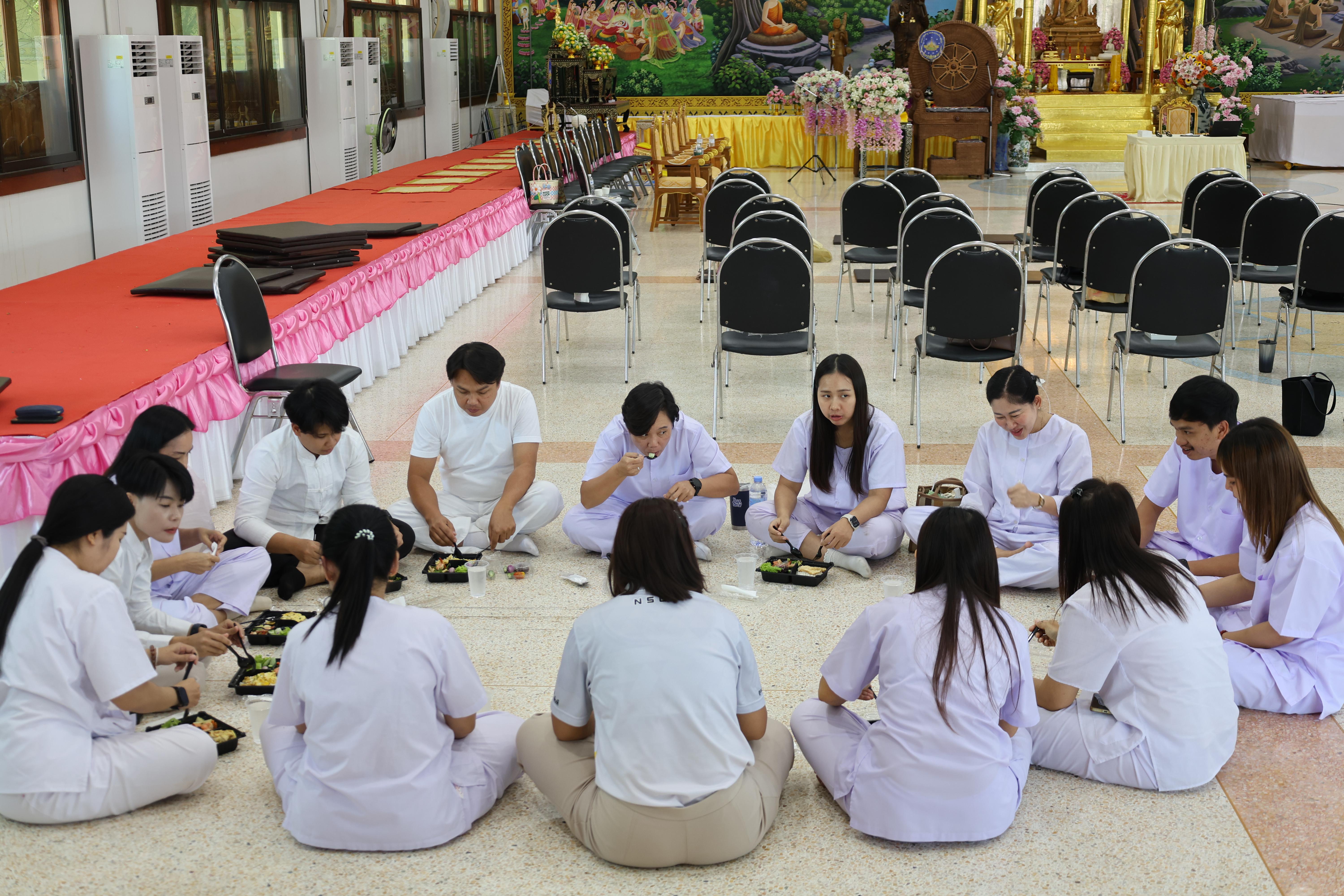 136. โครงการสัมมนาเป็นคณะ "การพัฒนาคุณธรรมจริยธรรมของนักบริหารการศึกษา" ประจำปีการศึกษา2568