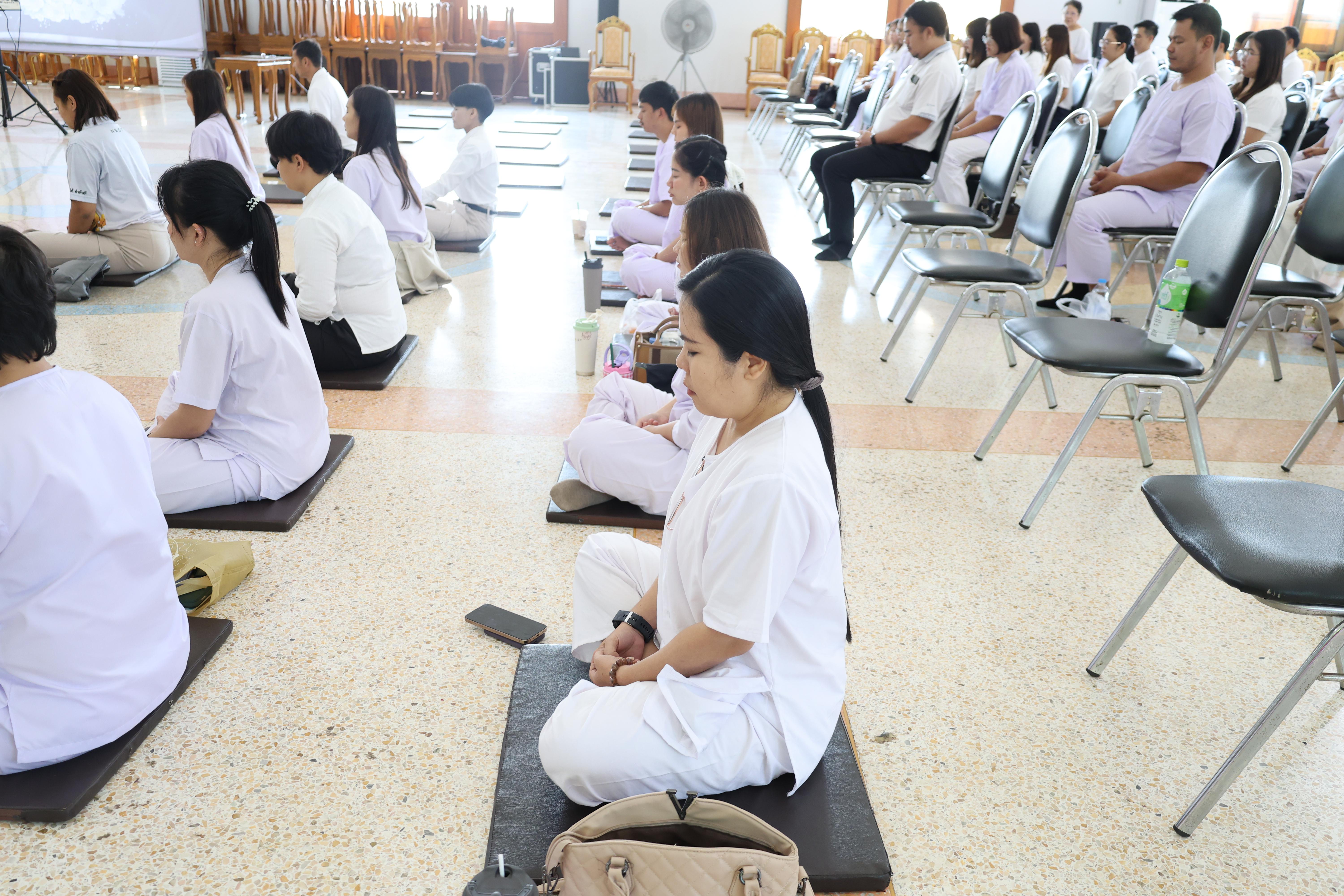 156. โครงการสัมมนาเป็นคณะ "การพัฒนาคุณธรรมจริยธรรมของนักบริหารการศึกษา" ประจำปีการศึกษา2568