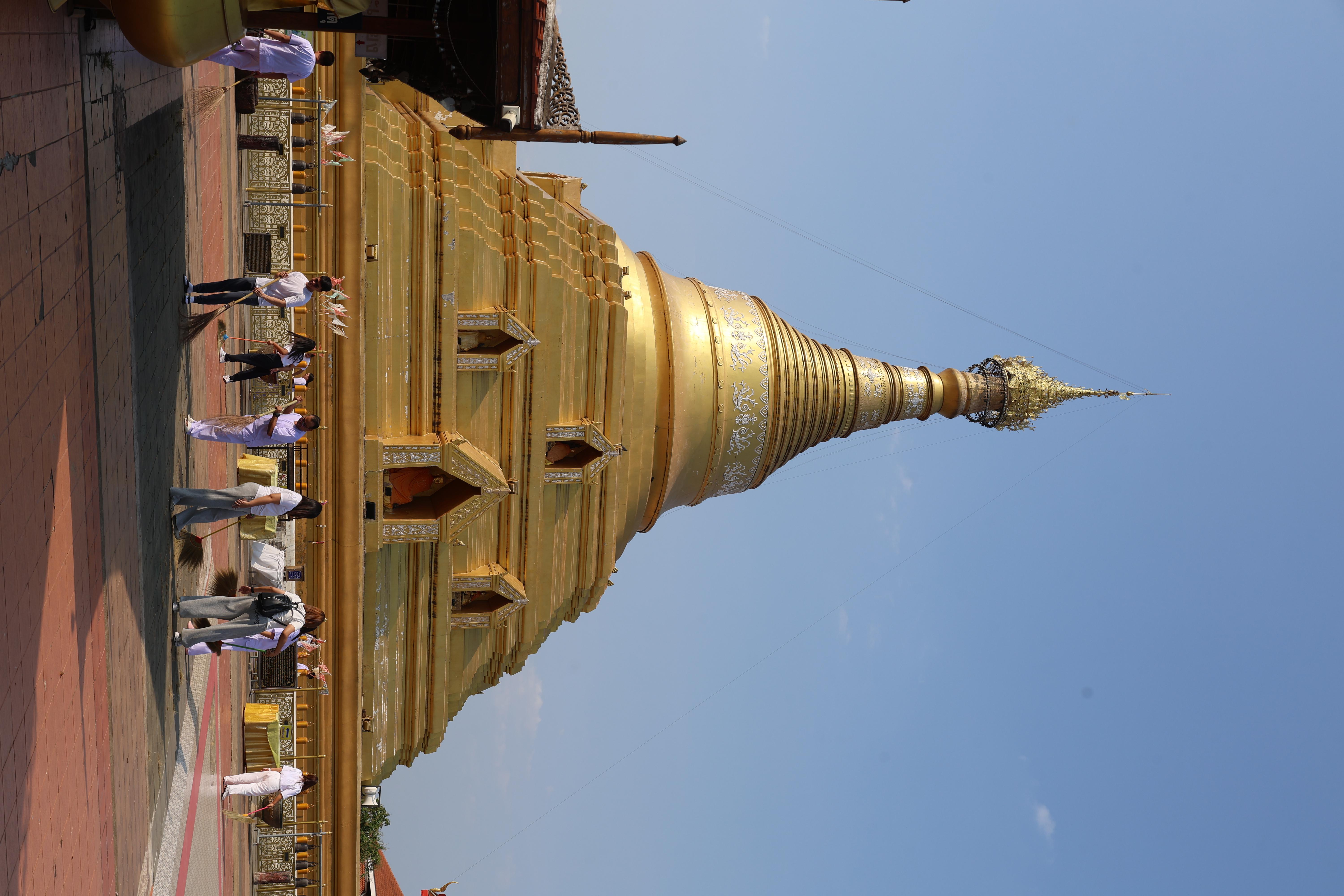 227. โครงการสัมมนาเป็นคณะ "การพัฒนาคุณธรรมจริยธรรมของนักบริหารการศึกษา" ประจำปีการศึกษา2568