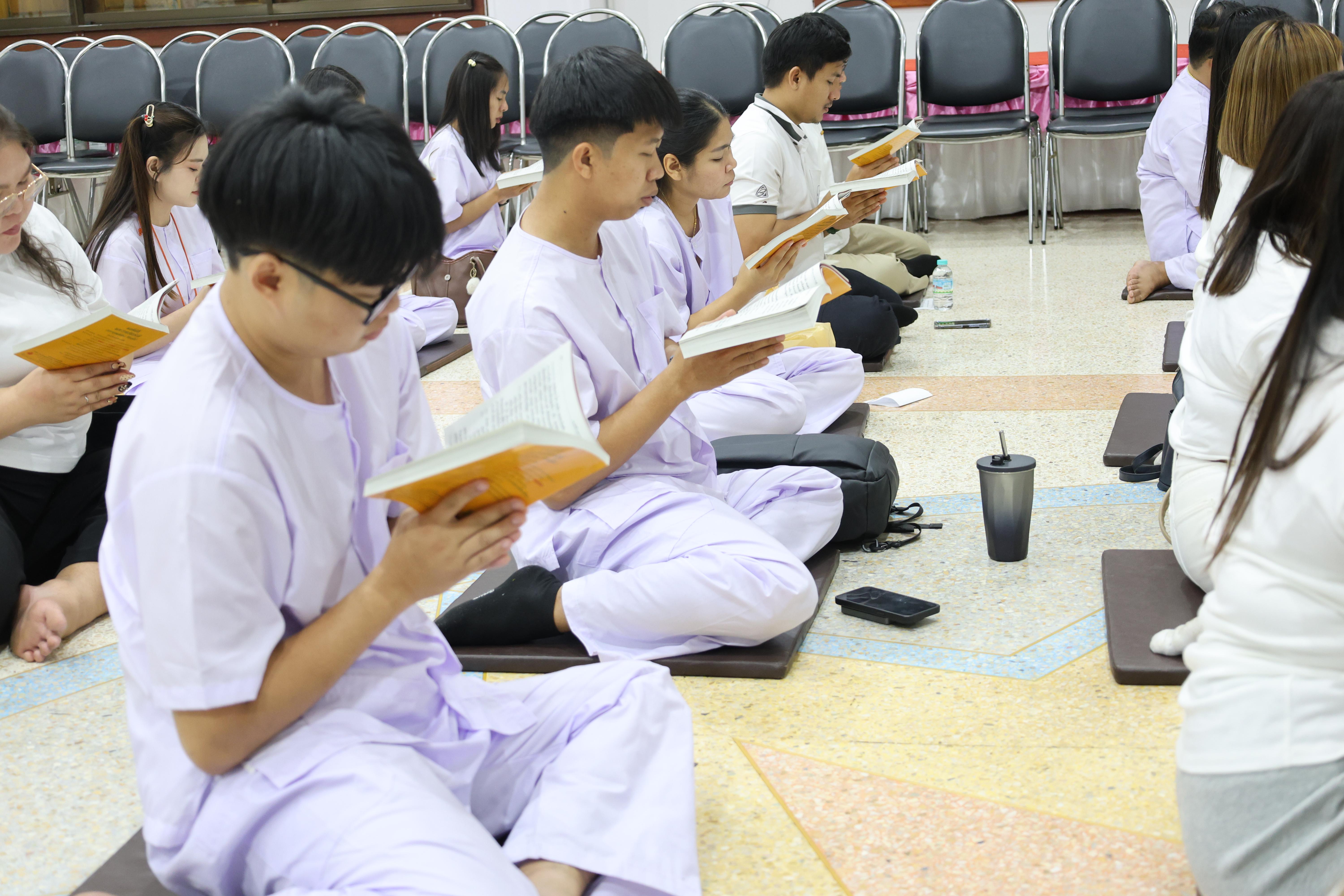 374. โครงการสัมมนาเป็นคณะ "การพัฒนาคุณธรรมจริยธรรมของนักบริหารการศึกษา" ประจำปีการศึกษา2568