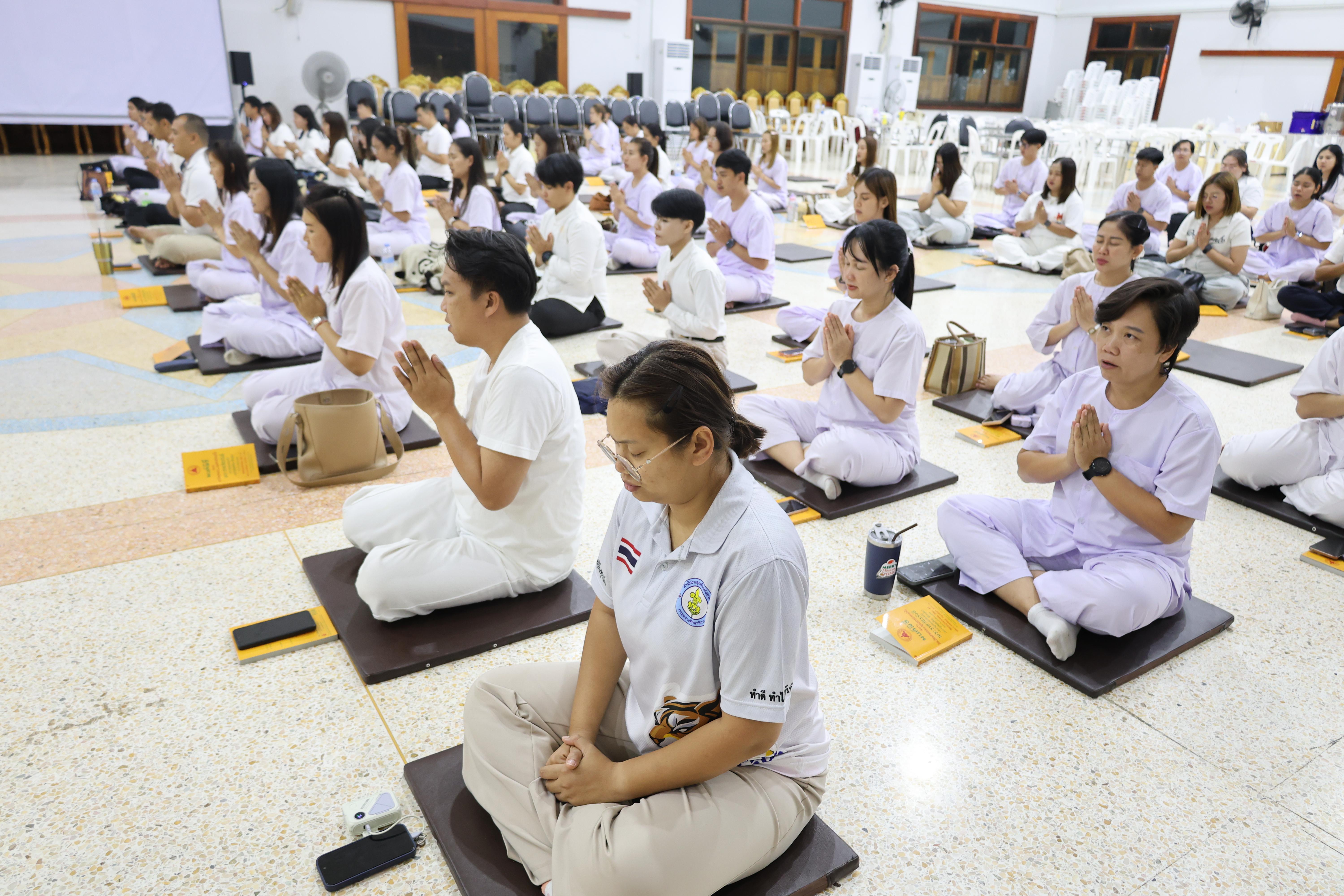 429. โครงการสัมมนาเป็นคณะ "การพัฒนาคุณธรรมจริยธรรมของนักบริหารการศึกษา" ประจำปีการศึกษา2568