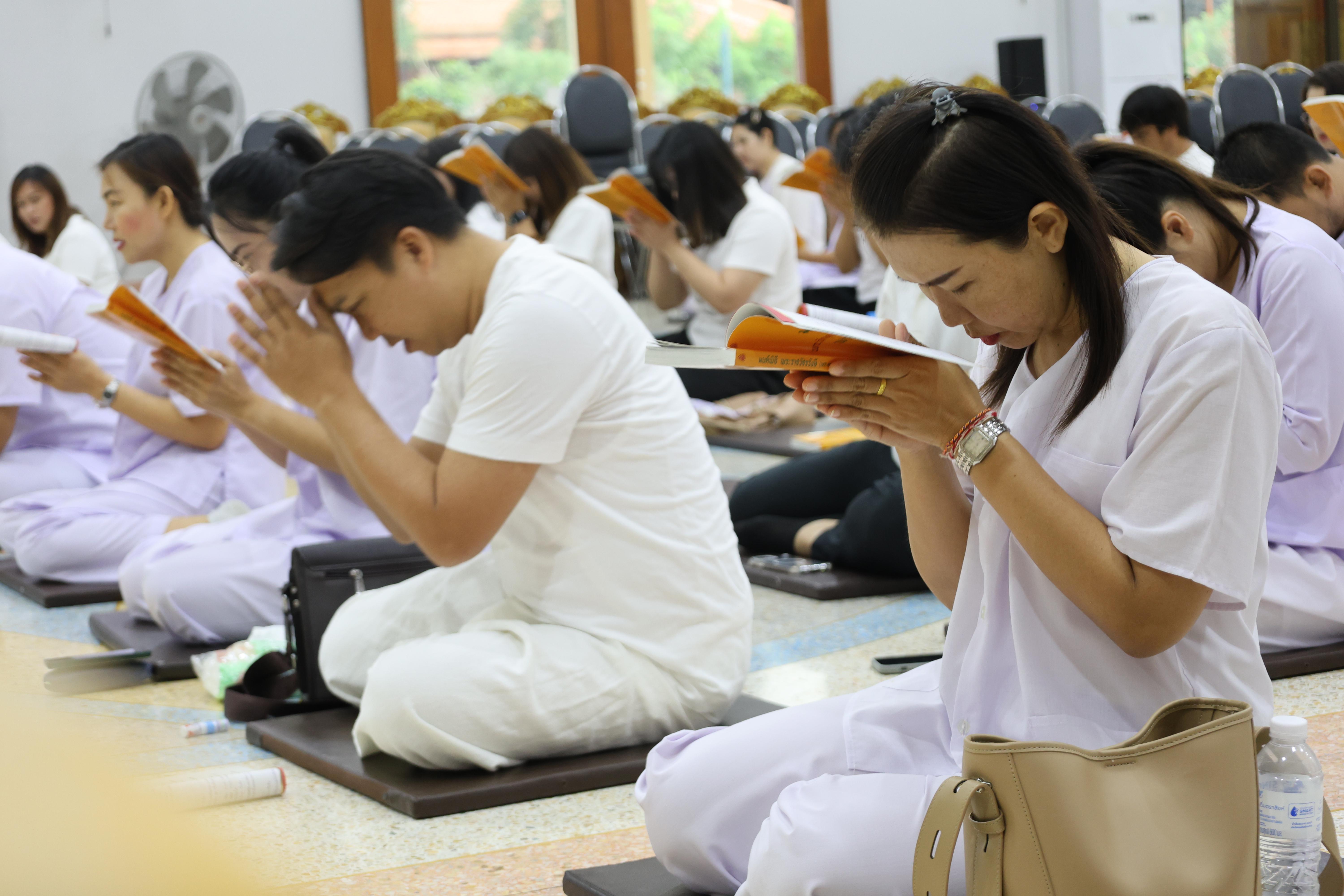 498. โครงการสัมมนาเป็นคณะ "การพัฒนาคุณธรรมจริยธรรมของนักบริหารการศึกษา" ประจำปีการศึกษา2568