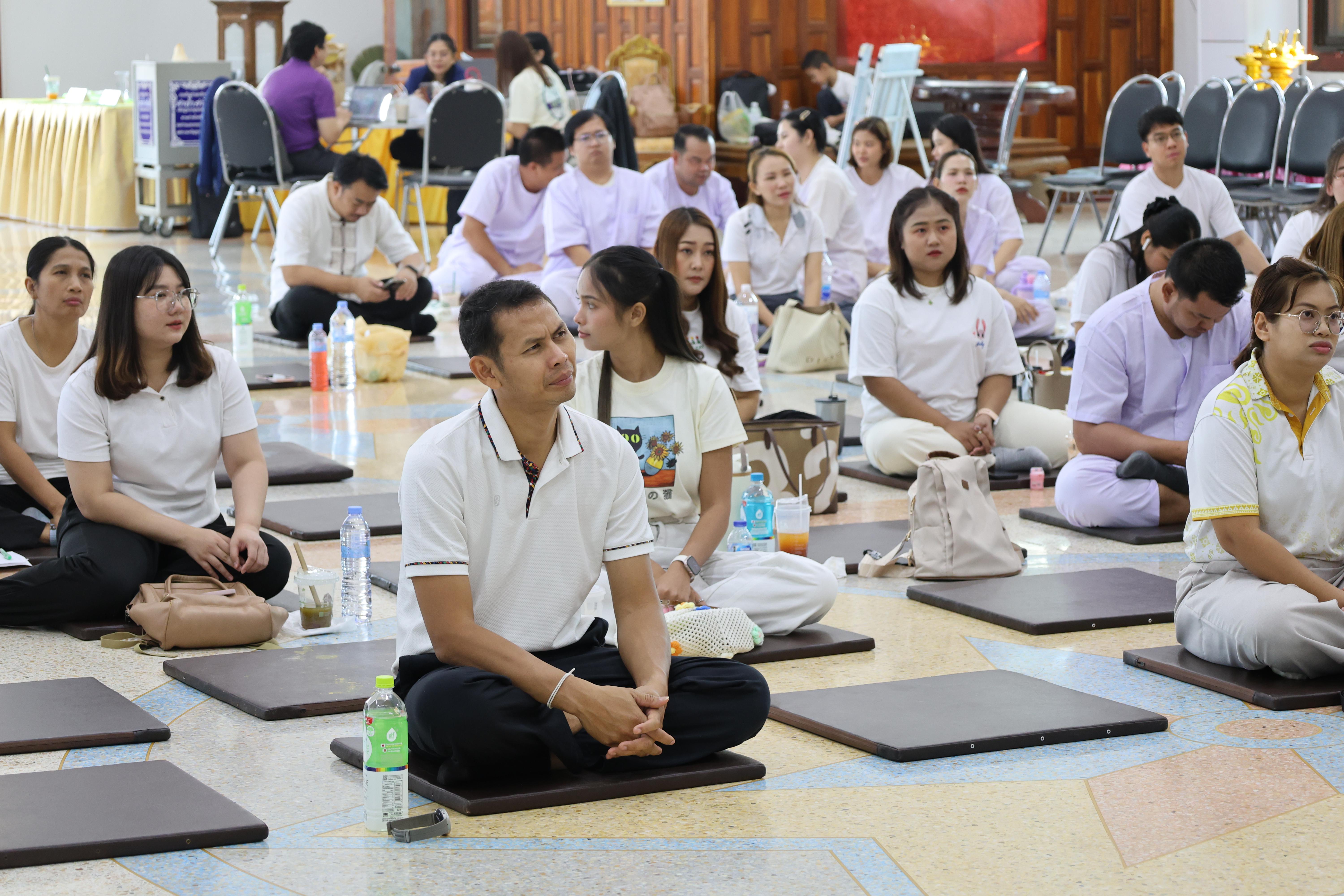 599. โครงการสัมมนาเป็นคณะ "การพัฒนาคุณธรรมจริยธรรมของนักบริหารการศึกษา" ประจำปีการศึกษา2568