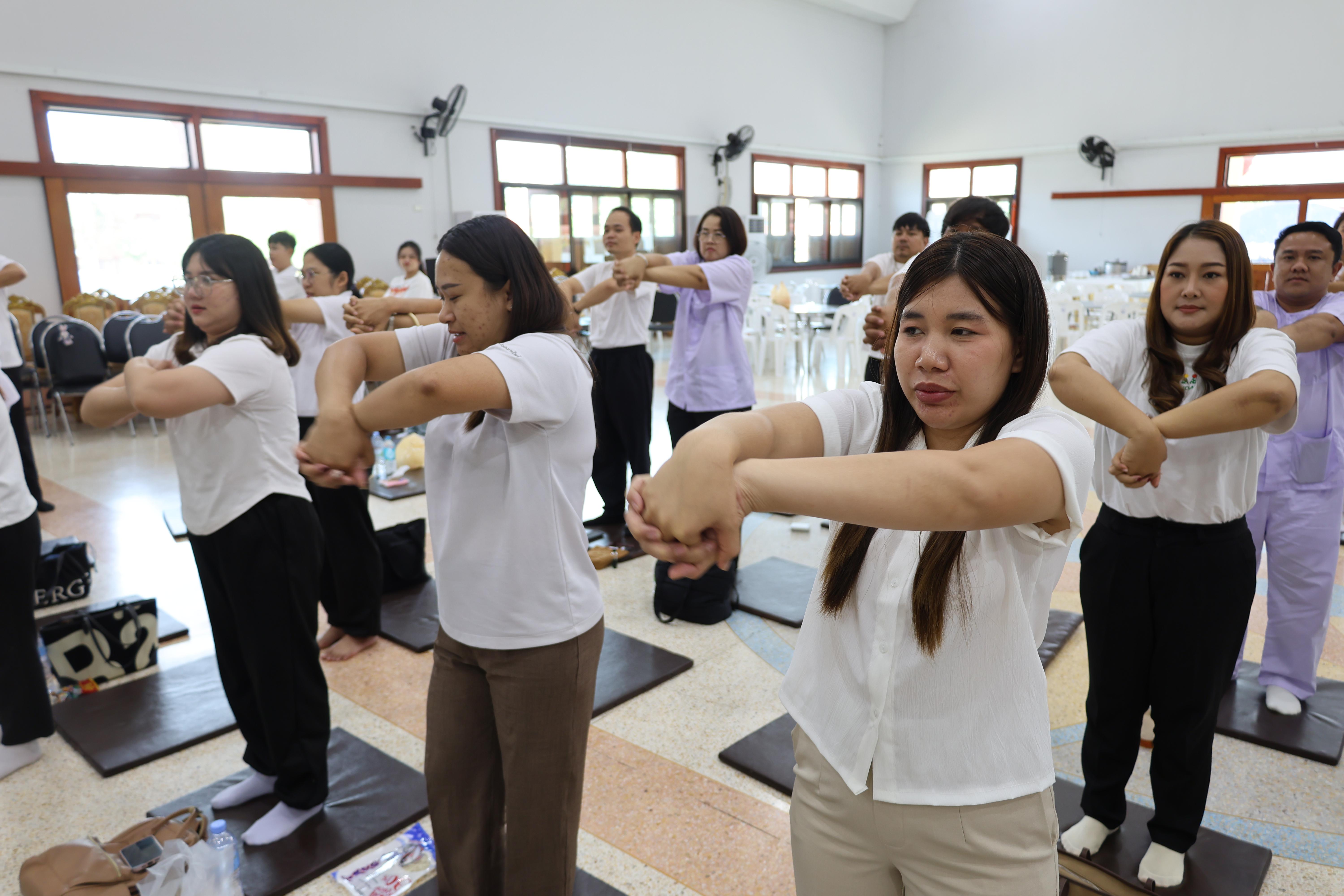 689. โครงการสัมมนาเป็นคณะ "การพัฒนาคุณธรรมจริยธรรมของนักบริหารการศึกษา" ประจำปีการศึกษา2568