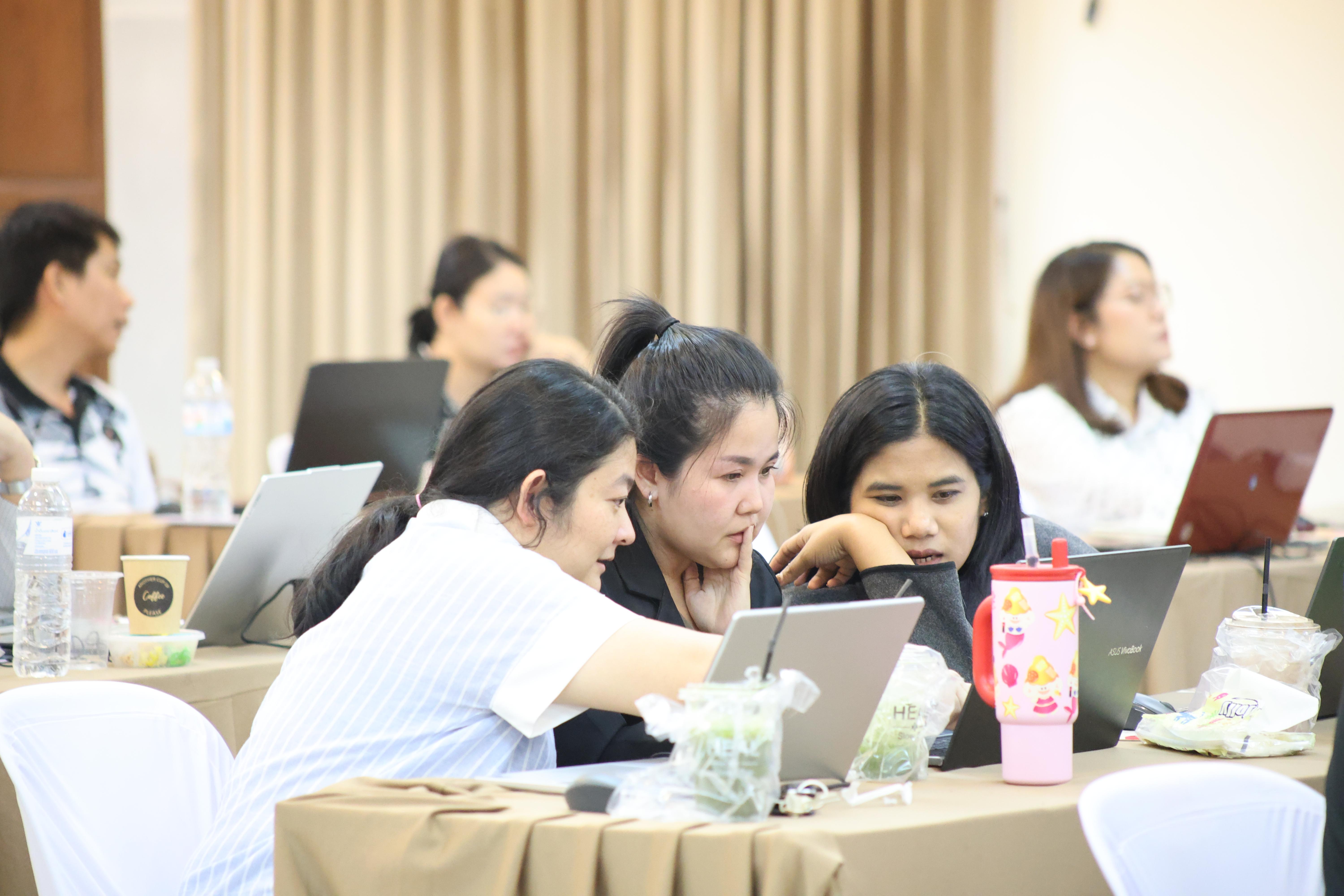 262. การอบรมในโมดูลที่ 8 เรื่อง “เทคโนโลยีดิจิทัลในการจัดการเรียนรู้” โดย ผู้ช่วยศาสตราจารย์ ดร.นรินธน์ นนทมาลย์