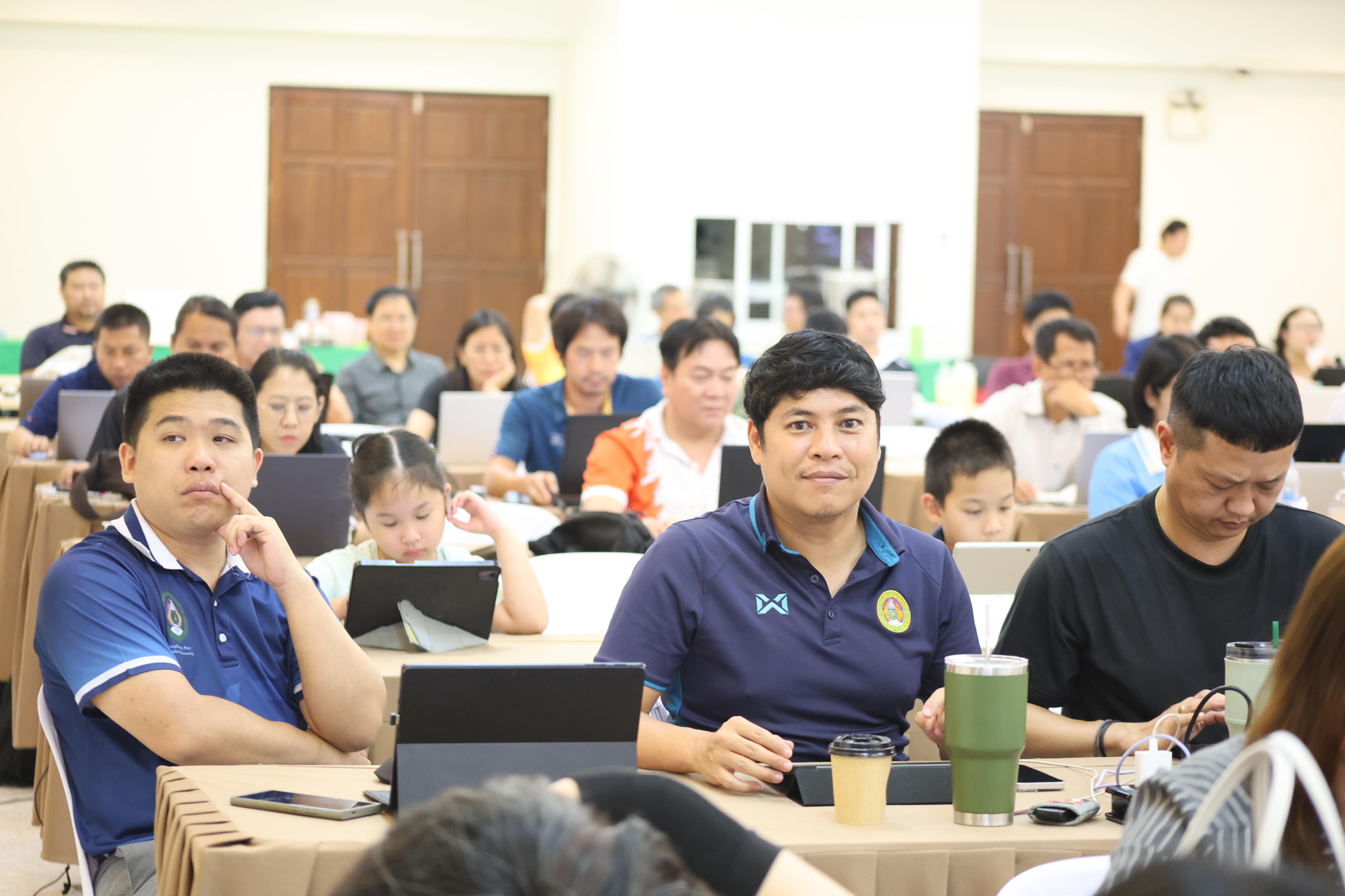 263. การอบรมในโมดูลที่ 8 เรื่อง “เทคโนโลยีดิจิทัลในการจัดการเรียนรู้” โดย ผู้ช่วยศาสตราจารย์ ดร.นรินธน์ นนทมาลย์