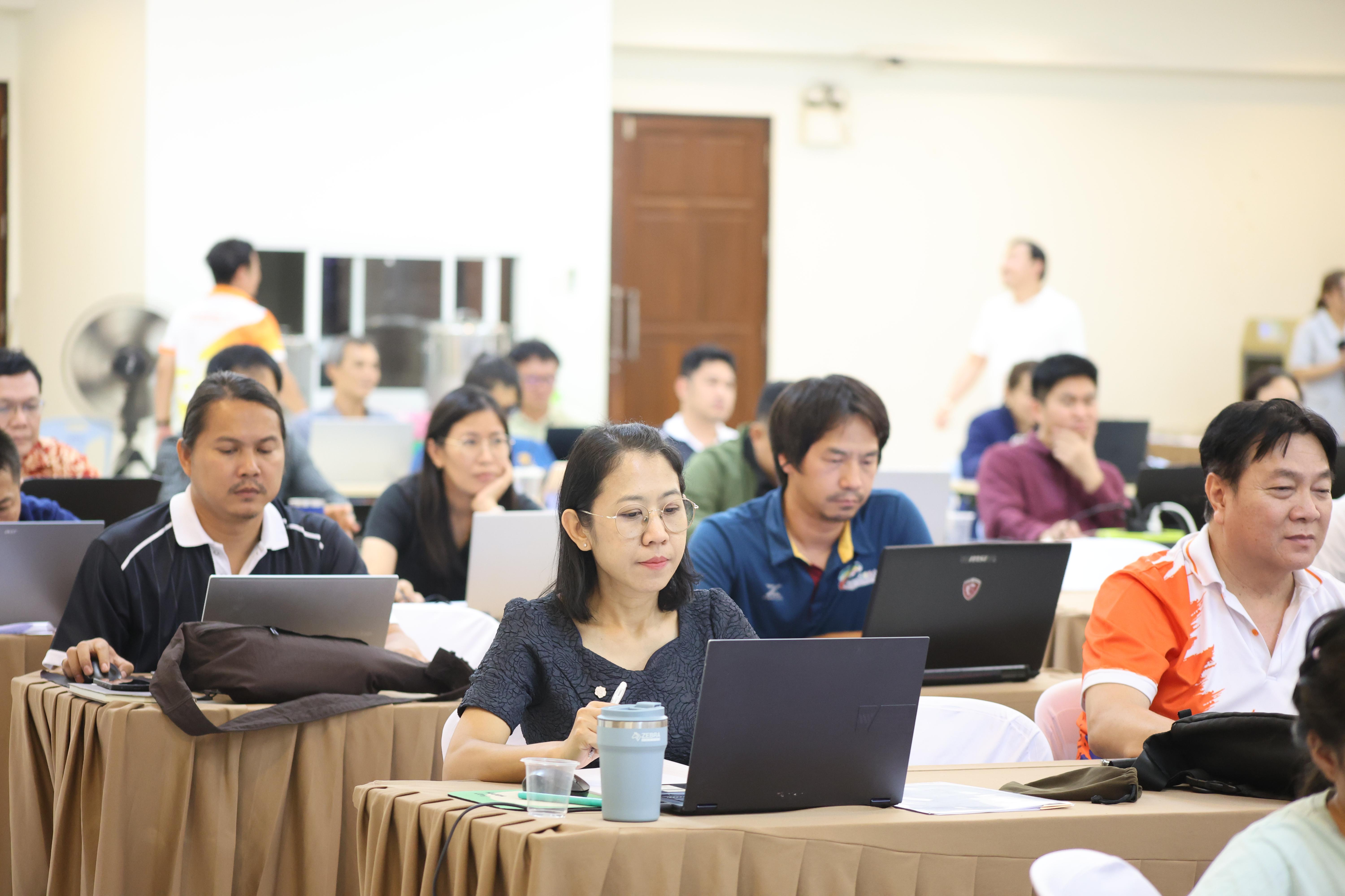 265. การอบรมในโมดูลที่ 8 เรื่อง “เทคโนโลยีดิจิทัลในการจัดการเรียนรู้” โดย ผู้ช่วยศาสตราจารย์ ดร.นรินธน์ นนทมาลย์