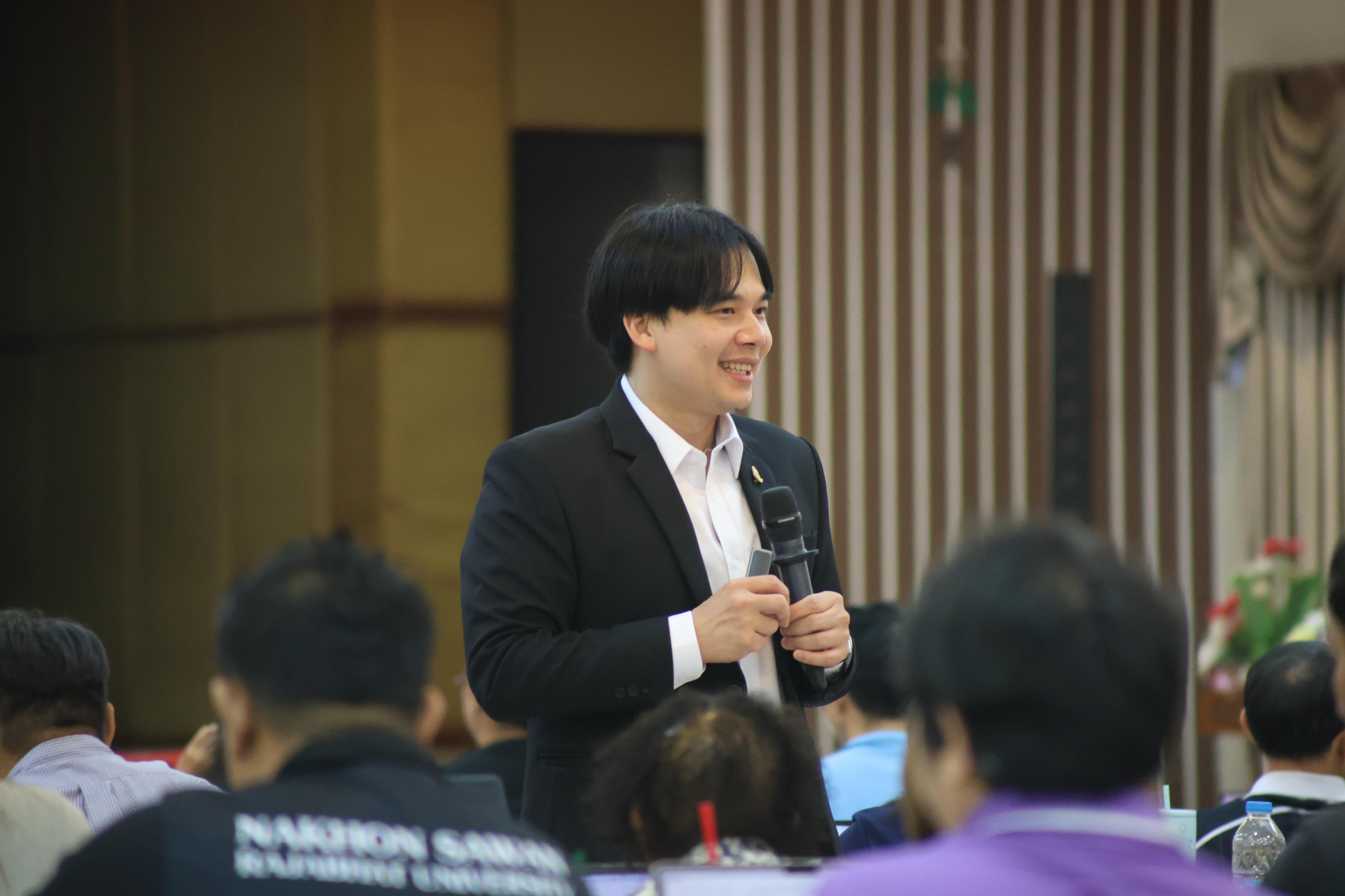 286. การอบรมในโมดูลที่ 8 เรื่อง “เทคโนโลยีดิจิทัลในการจัดการเรียนรู้” โดย ผู้ช่วยศาสตราจารย์ ดร.นรินธน์ นนทมาลย์