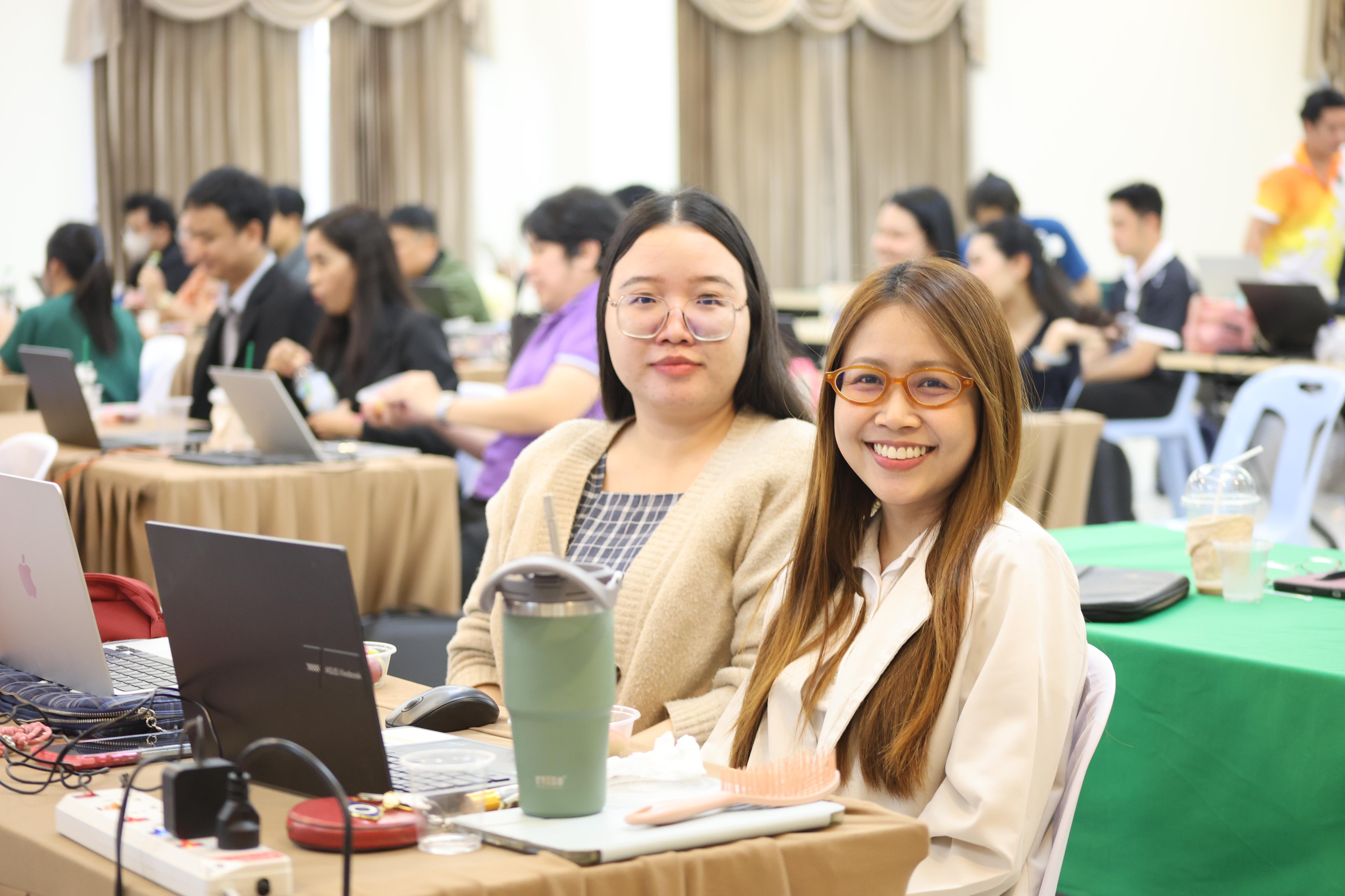 300. การอบรมในโมดูลที่ 8 เรื่อง “เทคโนโลยีดิจิทัลในการจัดการเรียนรู้” โดย ผู้ช่วยศาสตราจารย์ ดร.นรินธน์ นนทมาลย์