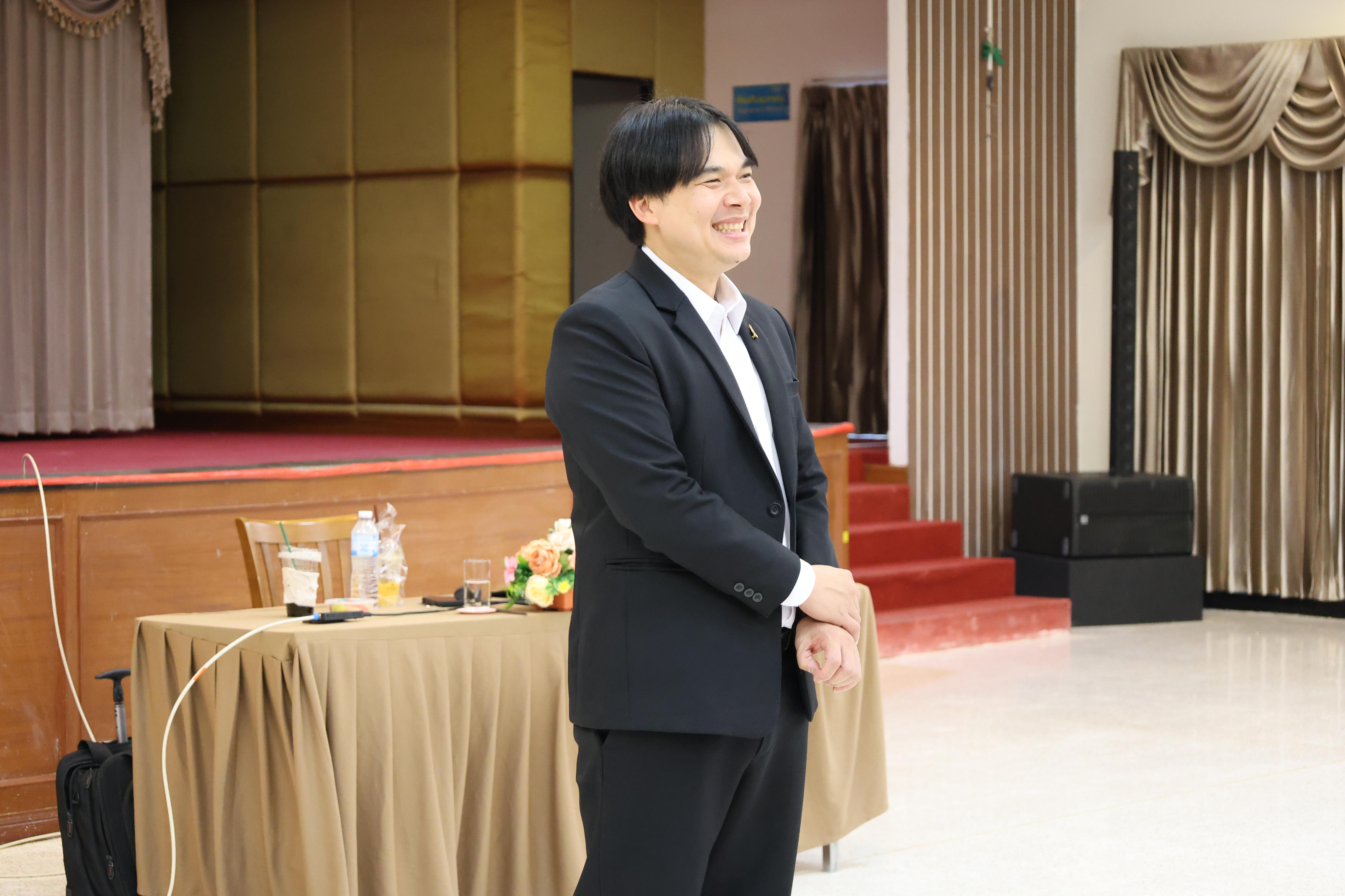 309. การอบรมในโมดูลที่ 8 เรื่อง “เทคโนโลยีดิจิทัลในการจัดการเรียนรู้” โดย ผู้ช่วยศาสตราจารย์ ดร.นรินธน์ นนทมาลย์