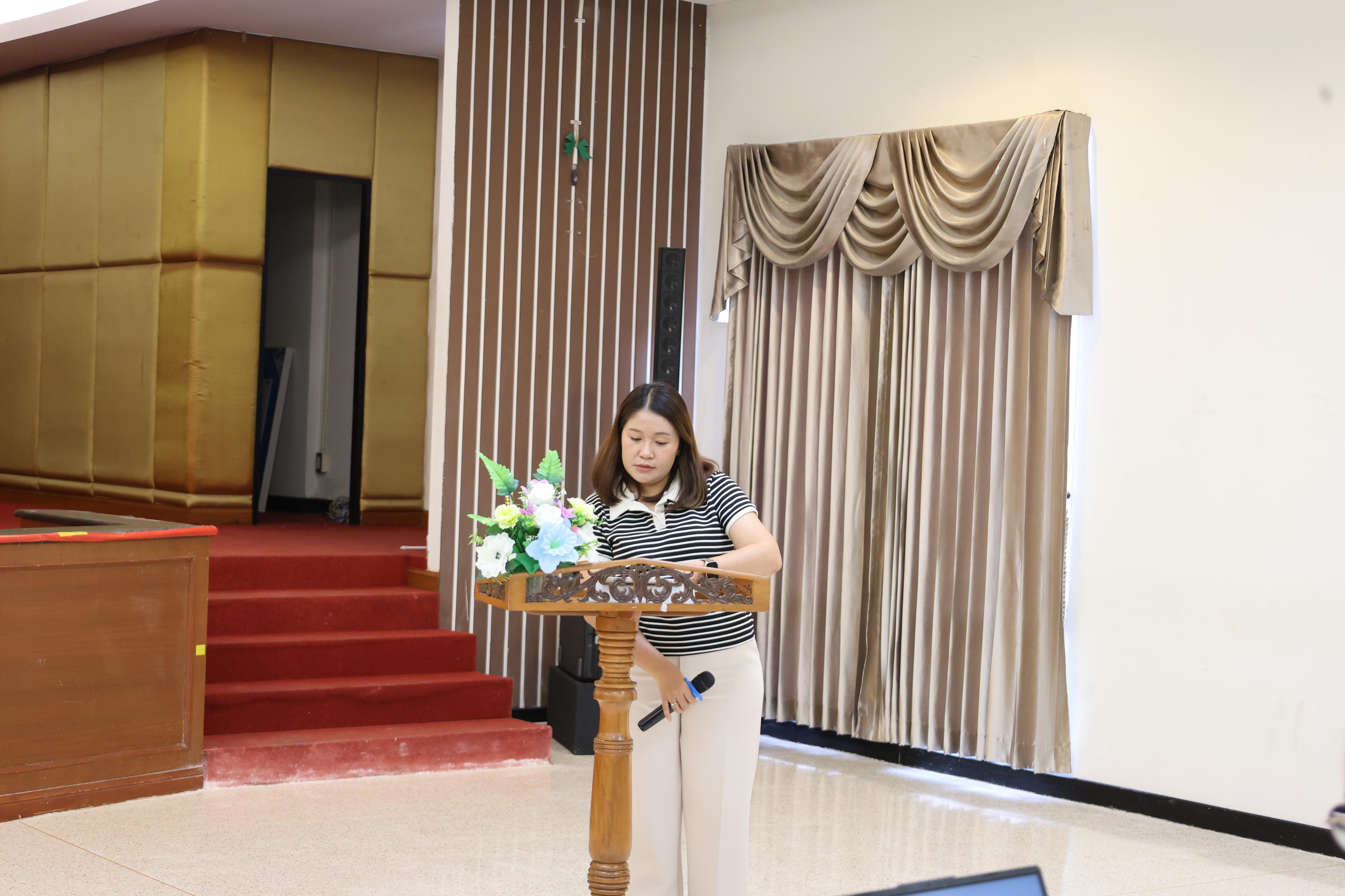 32. วันนี้เป็นการอบรมในโมดูลที่ 2  เรื่อง “ภาษาเพื่อการสื่อสารสำหรับครู”