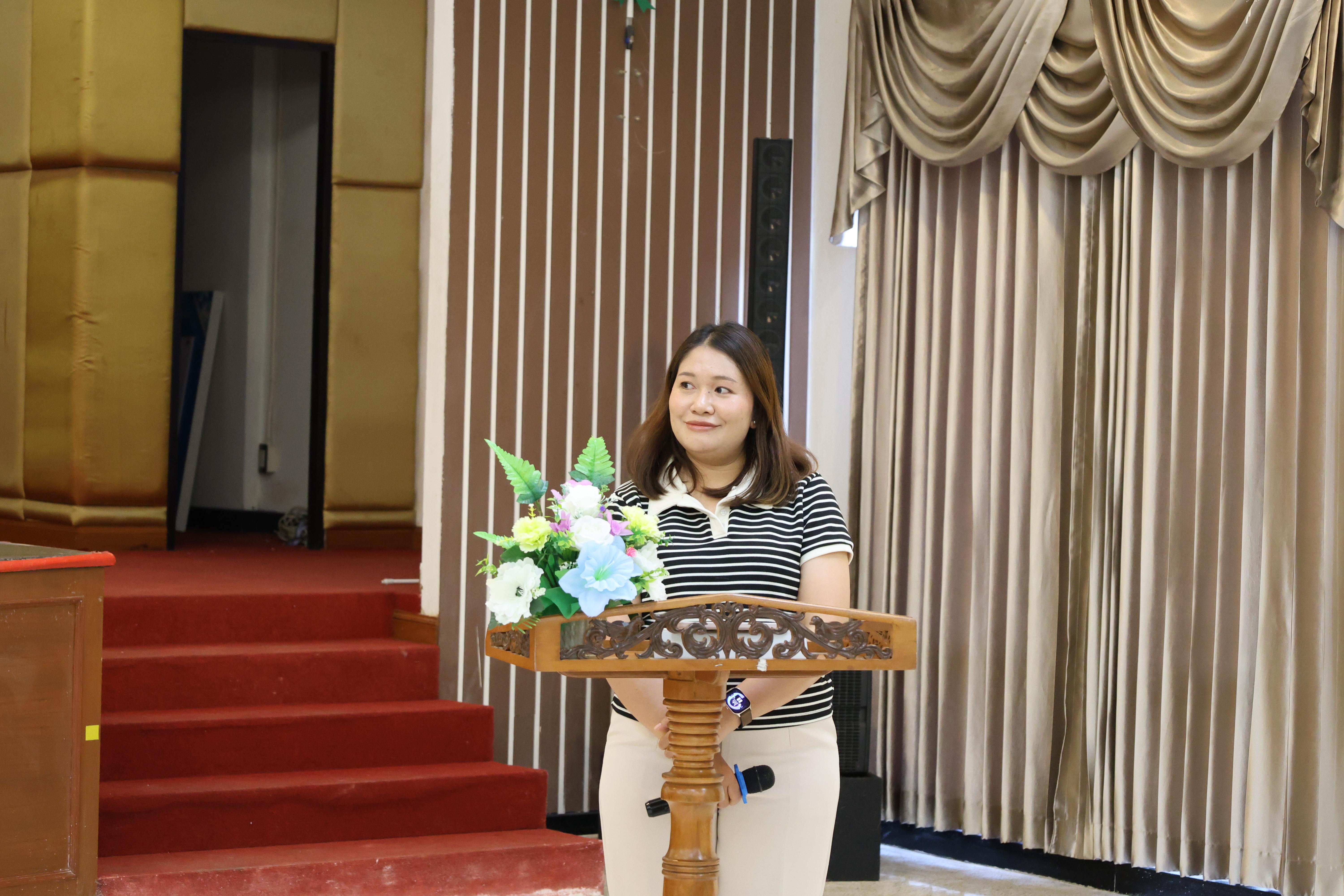 36. วันนี้เป็นการอบรมในโมดูลที่ 2  เรื่อง “ภาษาเพื่อการสื่อสารสำหรับครู”