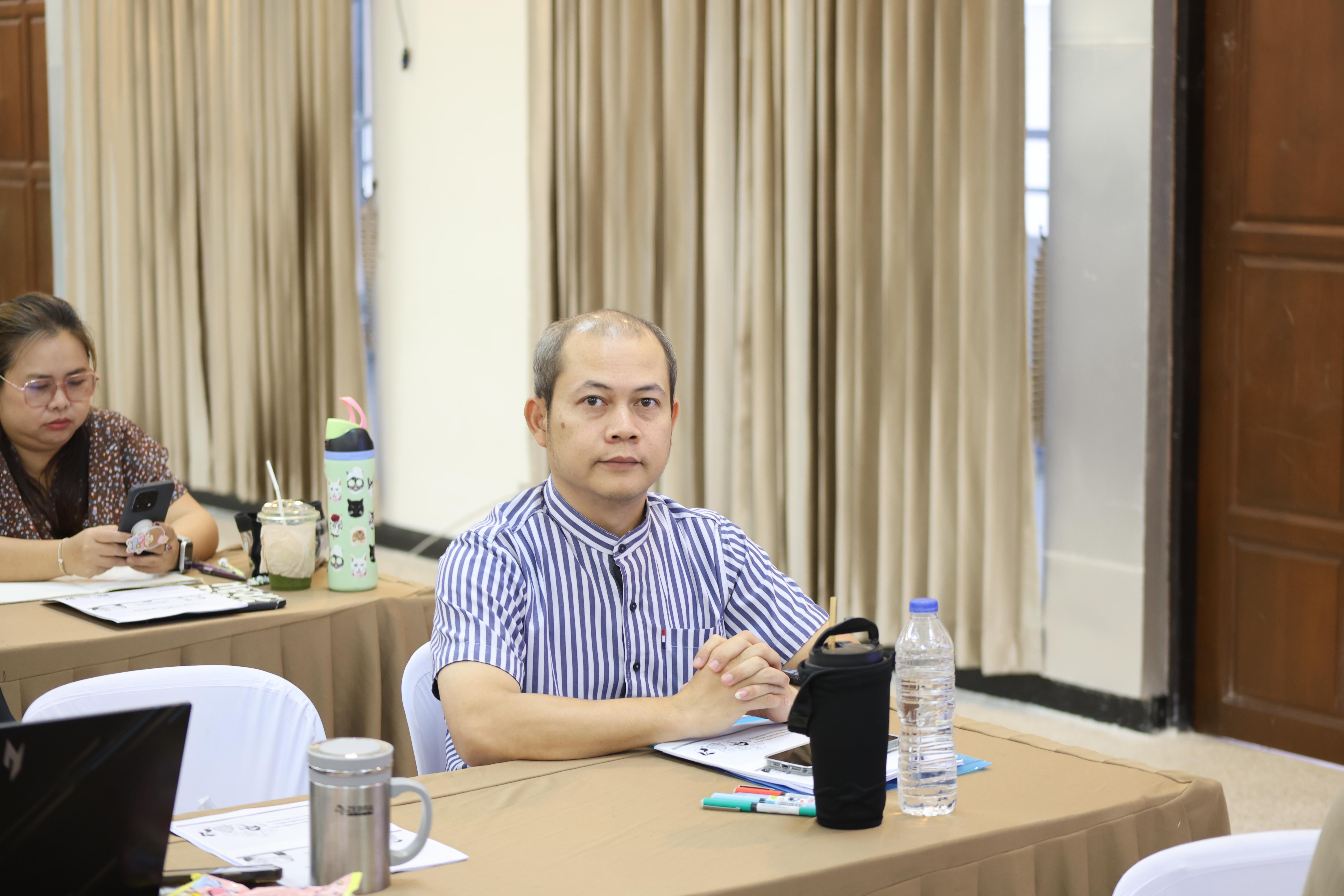68. วันนี้เป็นการอบรมในโมดูลที่ 2  เรื่อง “ภาษาเพื่อการสื่อสารสำหรับครู”
