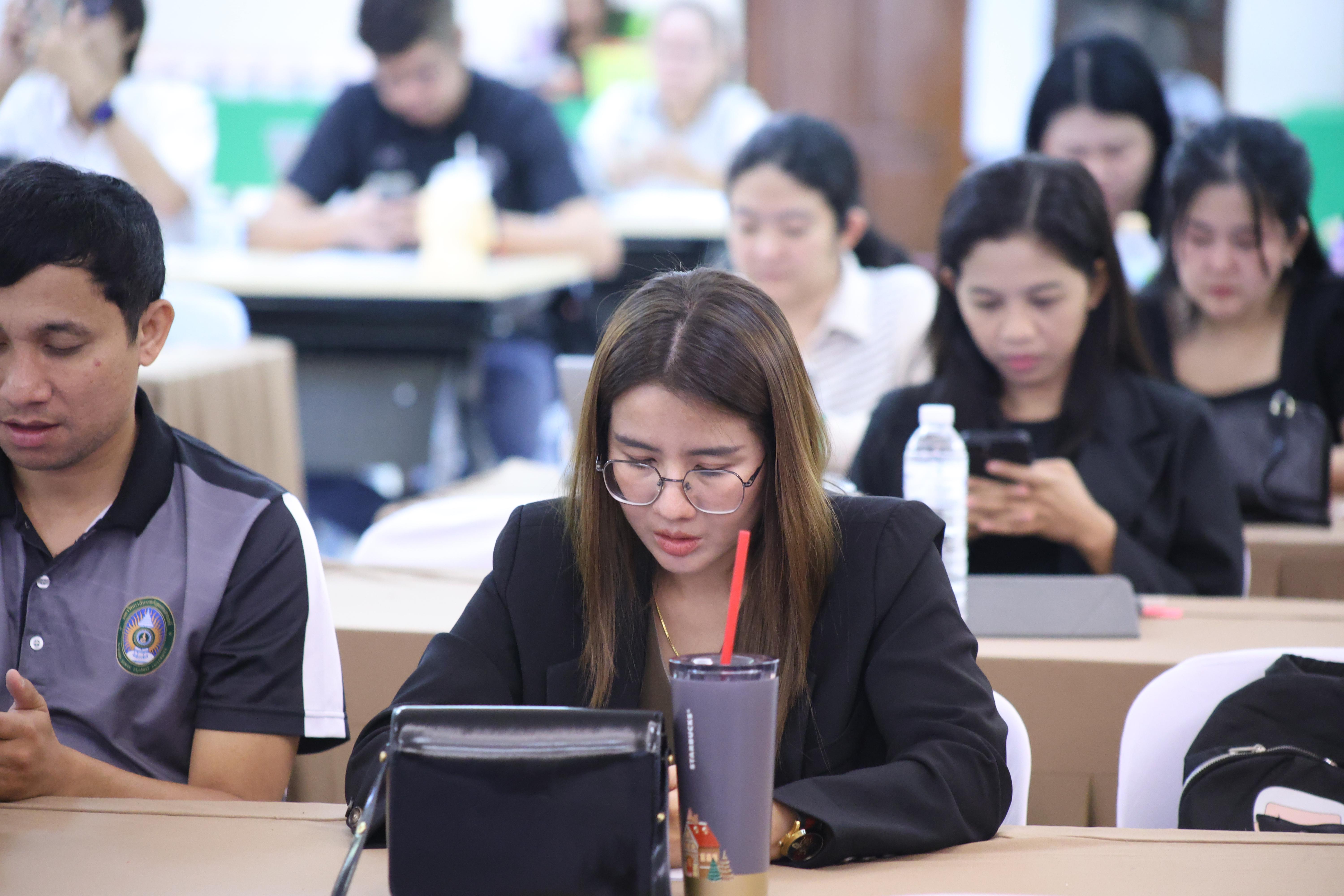 73. วันนี้เป็นการอบรมในโมดูลที่ 2  เรื่อง “ภาษาเพื่อการสื่อสารสำหรับครู”