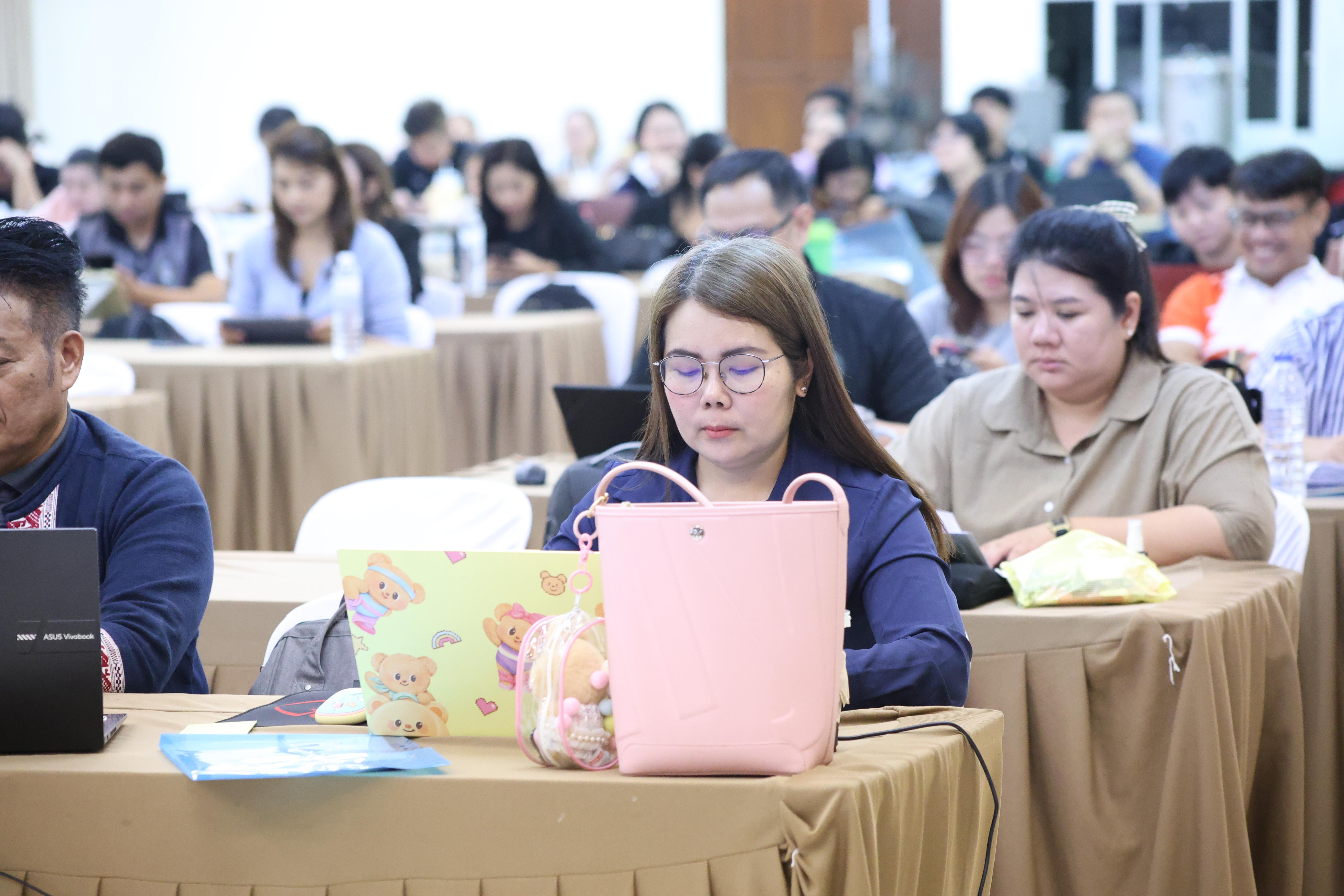133. วันนี้เป็นการอบรมในโมดูลที่ 2  เรื่อง “ภาษาเพื่อการสื่อสารสำหรับครู”