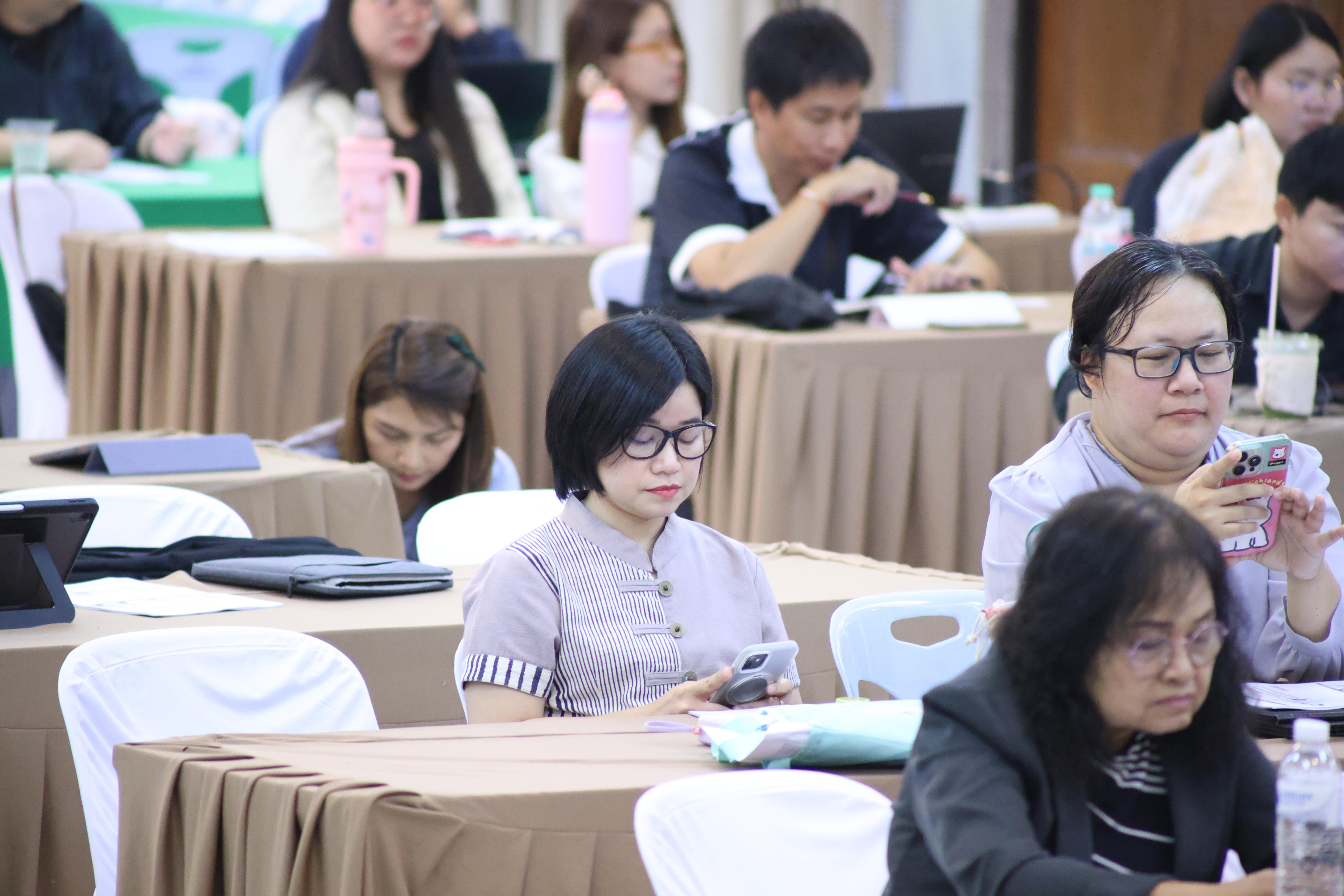 145. วันนี้เป็นการอบรมในโมดูลที่ 2  เรื่อง “ภาษาเพื่อการสื่อสารสำหรับครู”