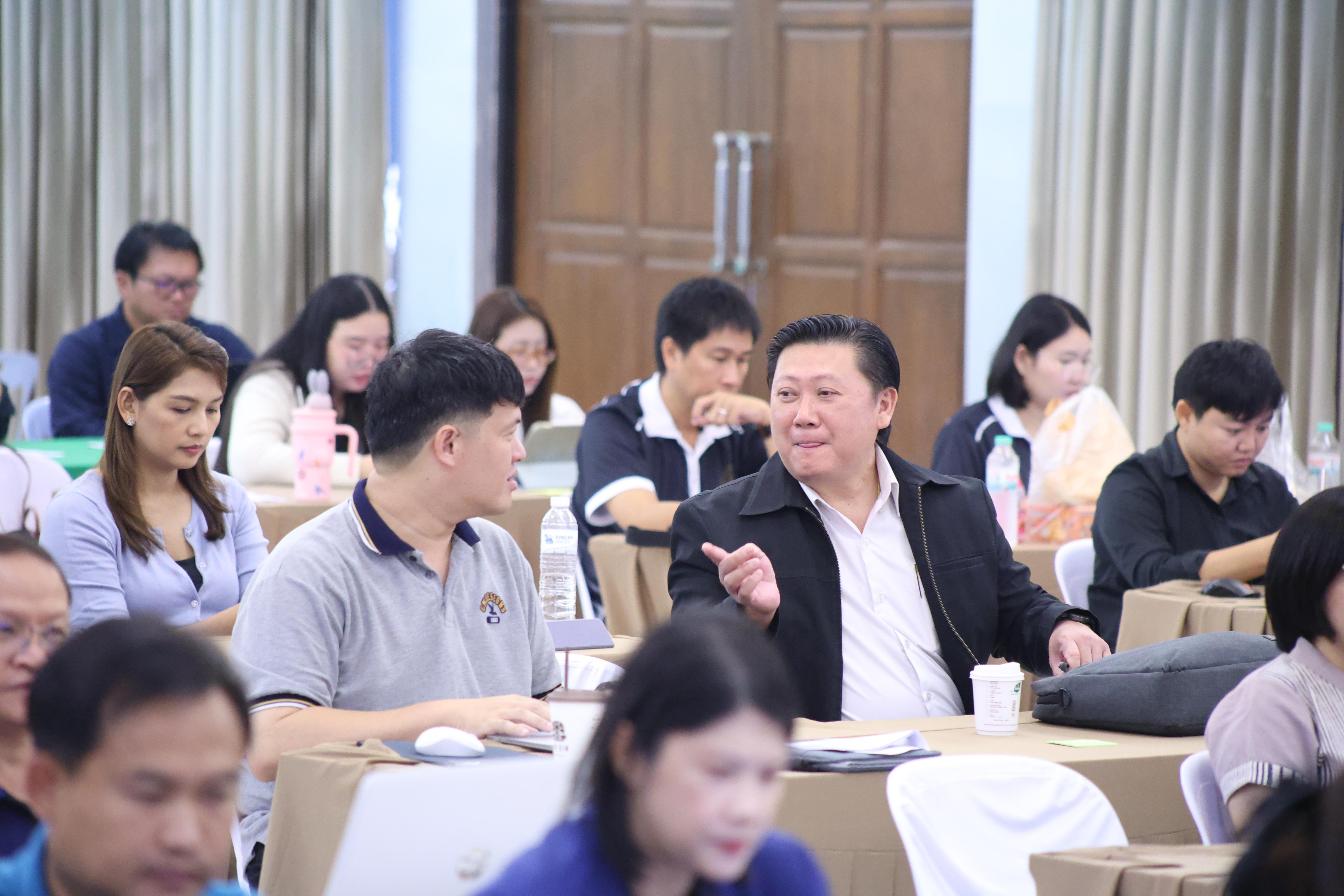 153. วันนี้เป็นการอบรมในโมดูลที่ 2  เรื่อง “ภาษาเพื่อการสื่อสารสำหรับครู”